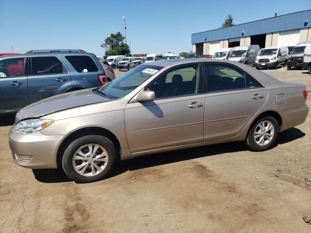 TOYOTA CAMRY LE 2005 4t1be32k55u511290