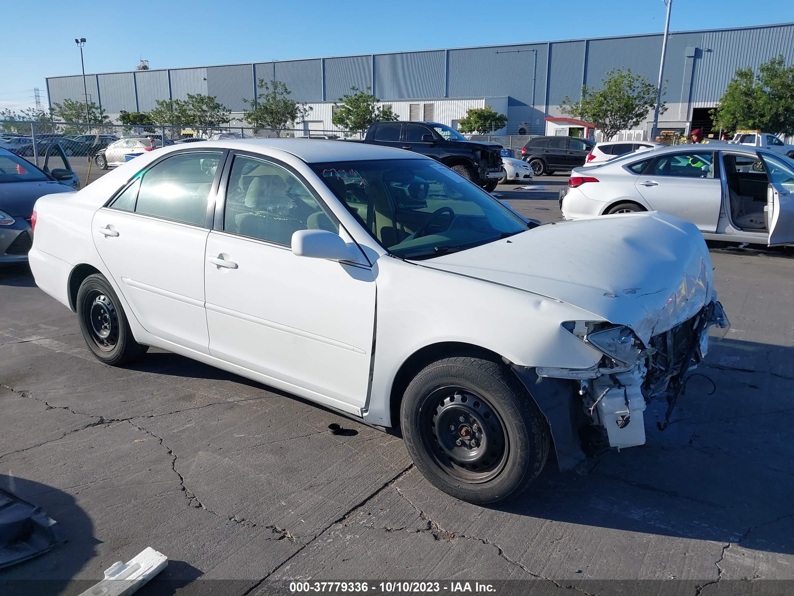 TOYOTA CAMRY 2005 4t1be32k55u537257