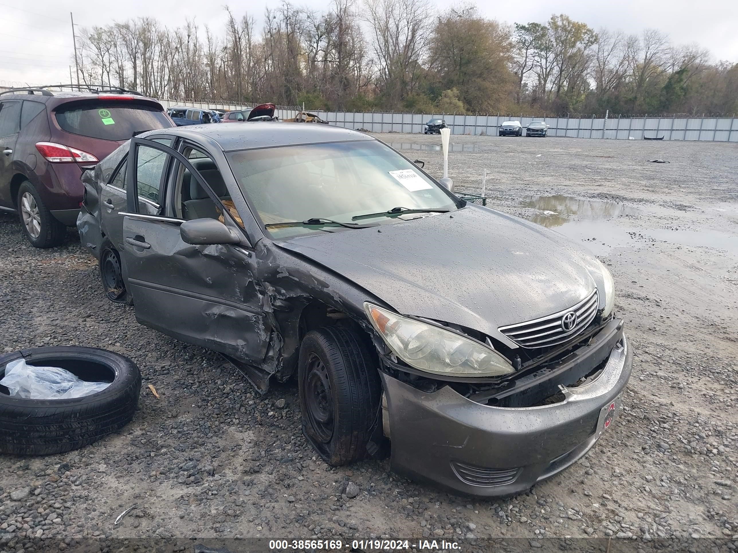 TOYOTA CAMRY 2005 4t1be32k55u563776