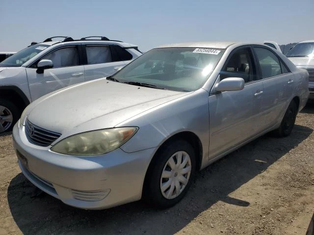 TOYOTA CAMRY LE 2005 4t1be32k55u571487