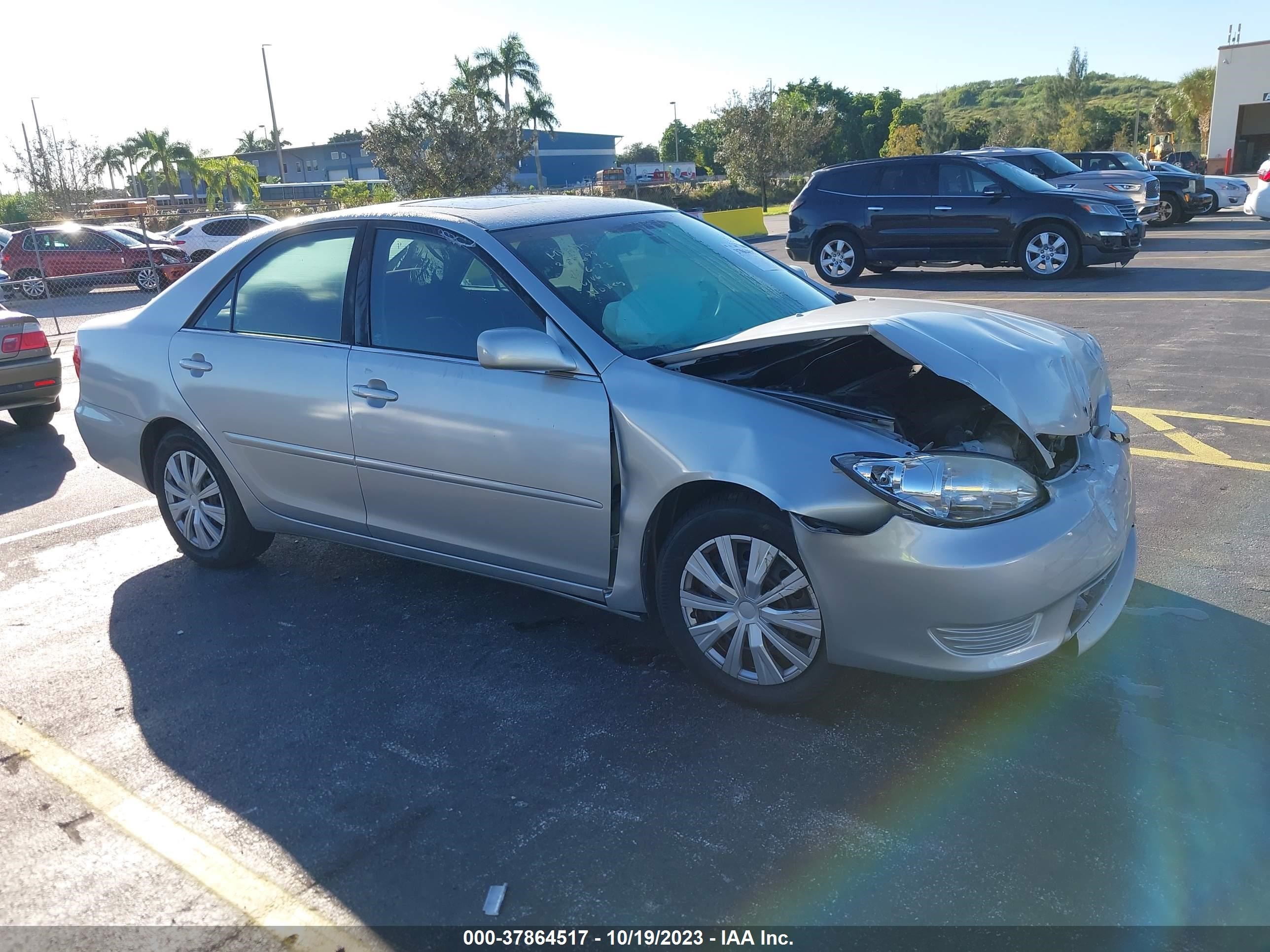 TOYOTA CAMRY 2005 4t1be32k55u986146