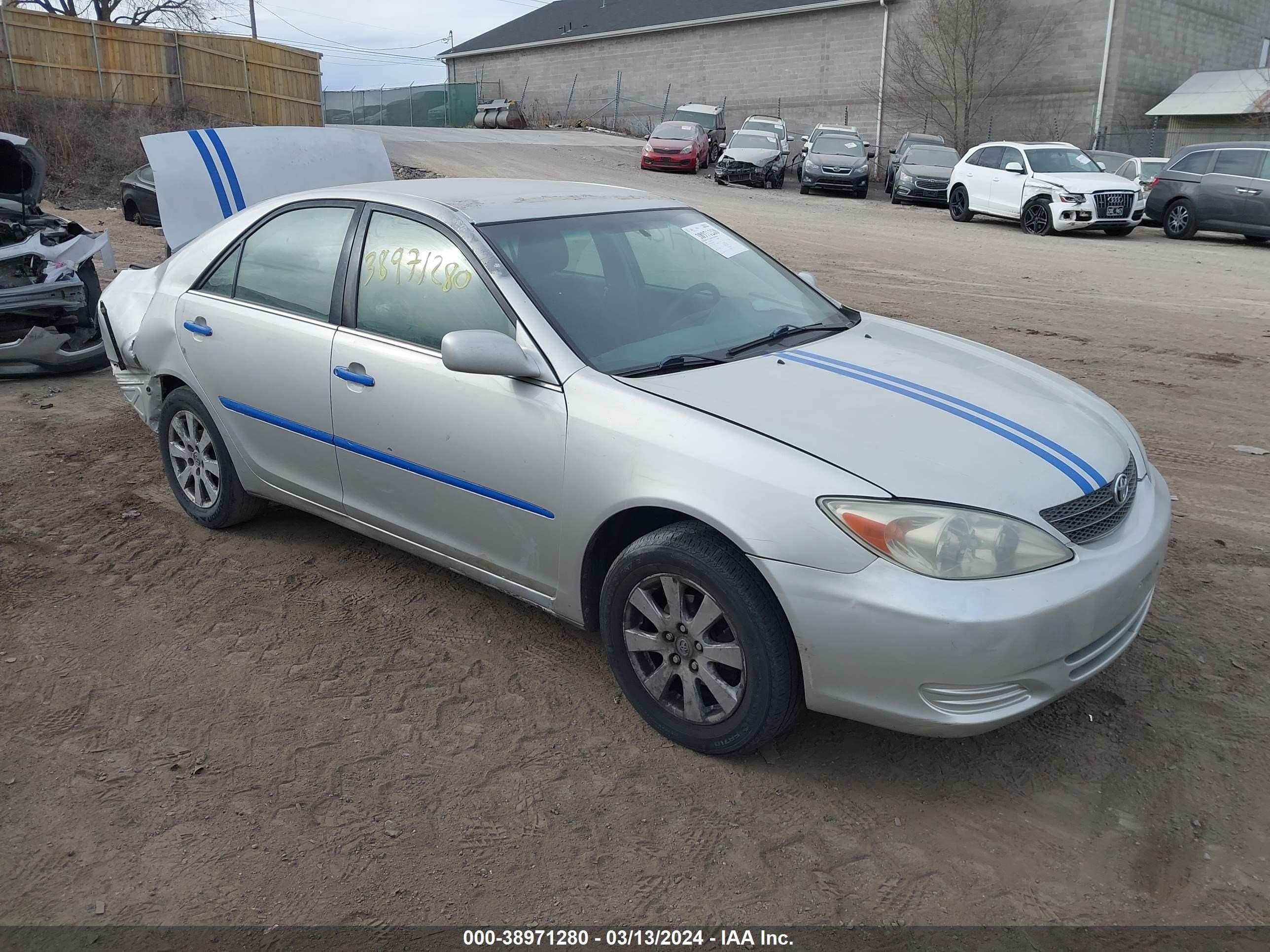 TOYOTA CAMRY 2004 4t1be32k64u809071