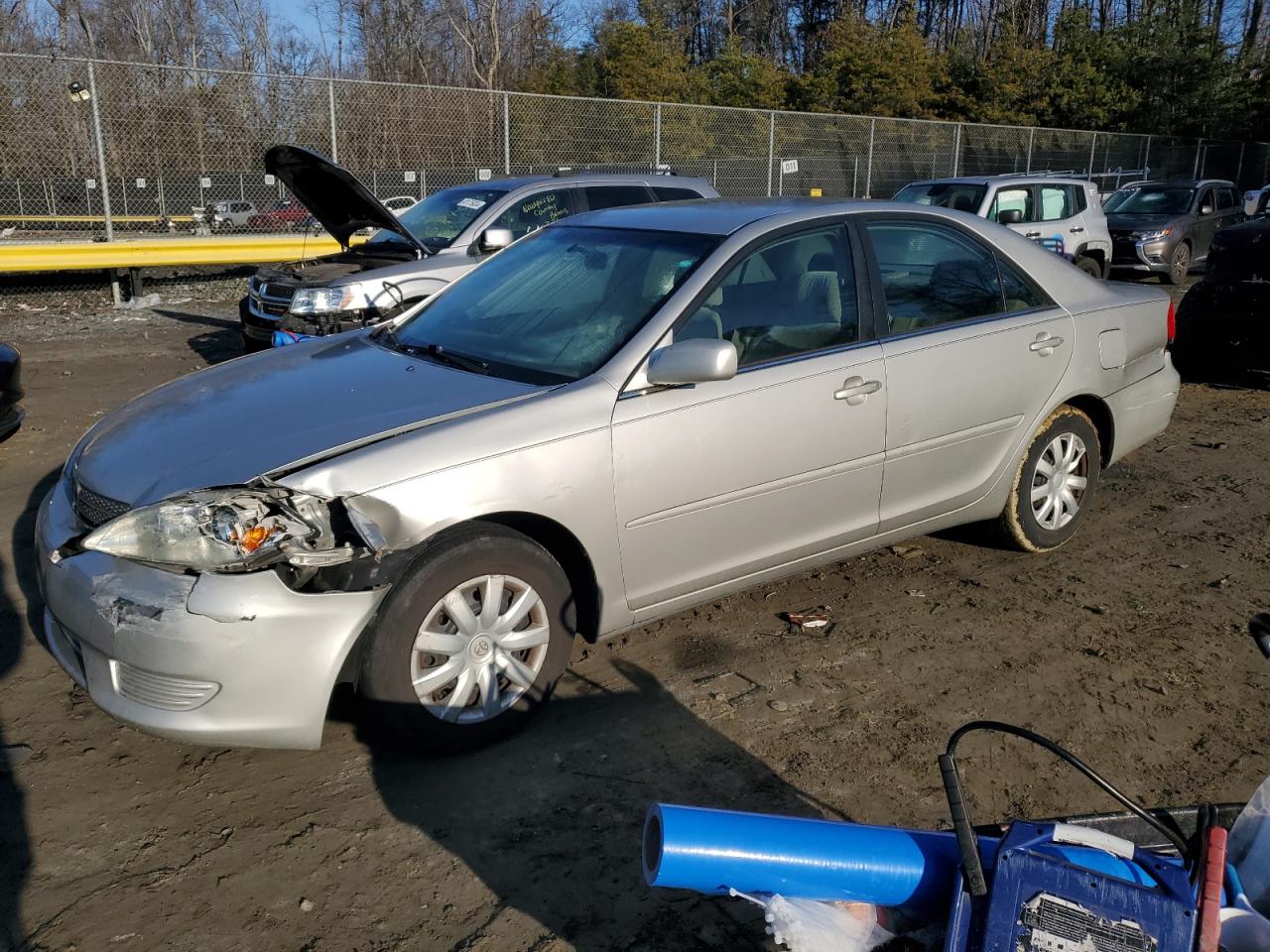 TOYOTA CAMRY 2004 4t1be32k64u833841