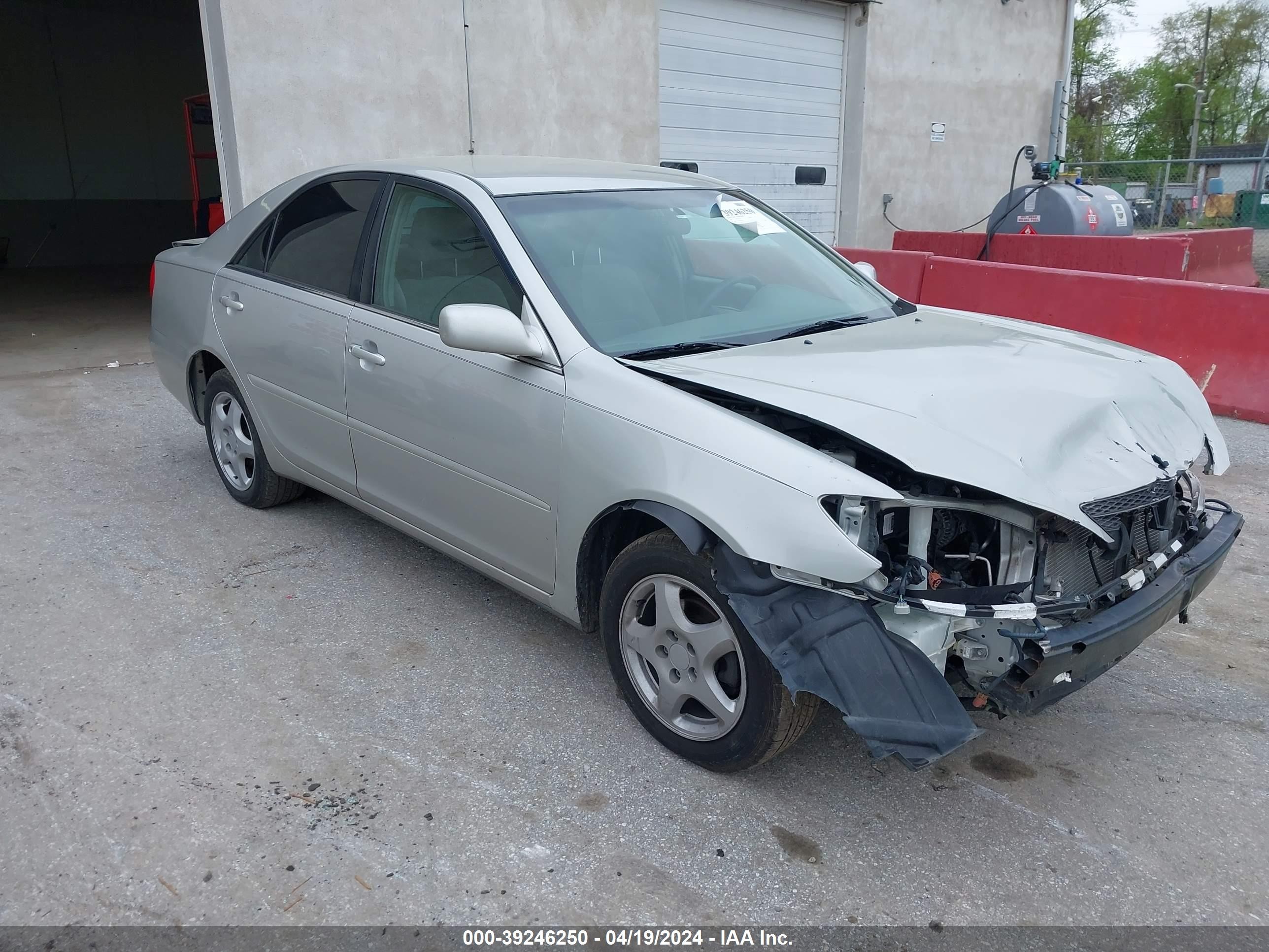 TOYOTA CAMRY 2004 4t1be32k64u852860