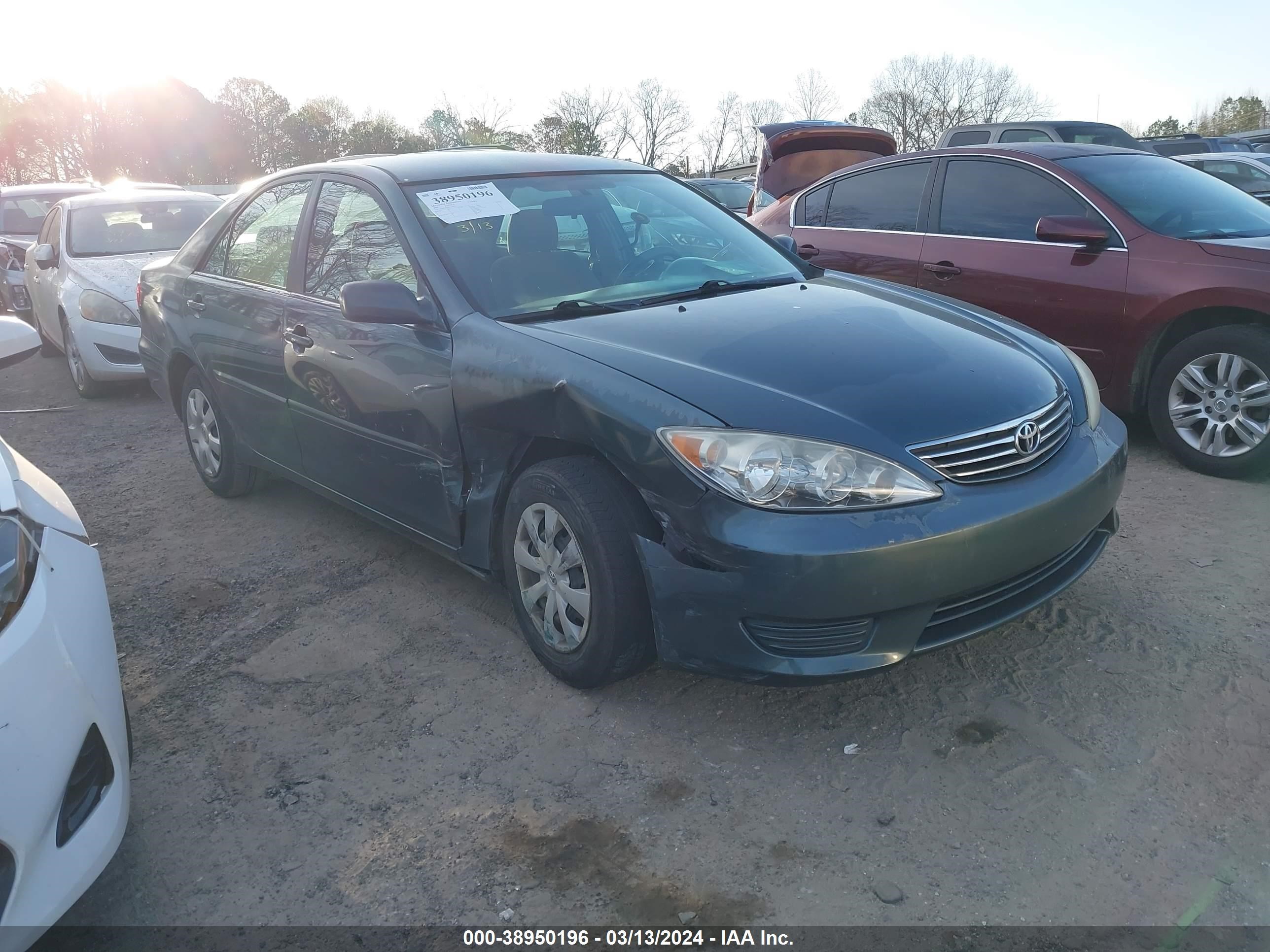 TOYOTA CAMRY 2005 4t1be32k65u011672