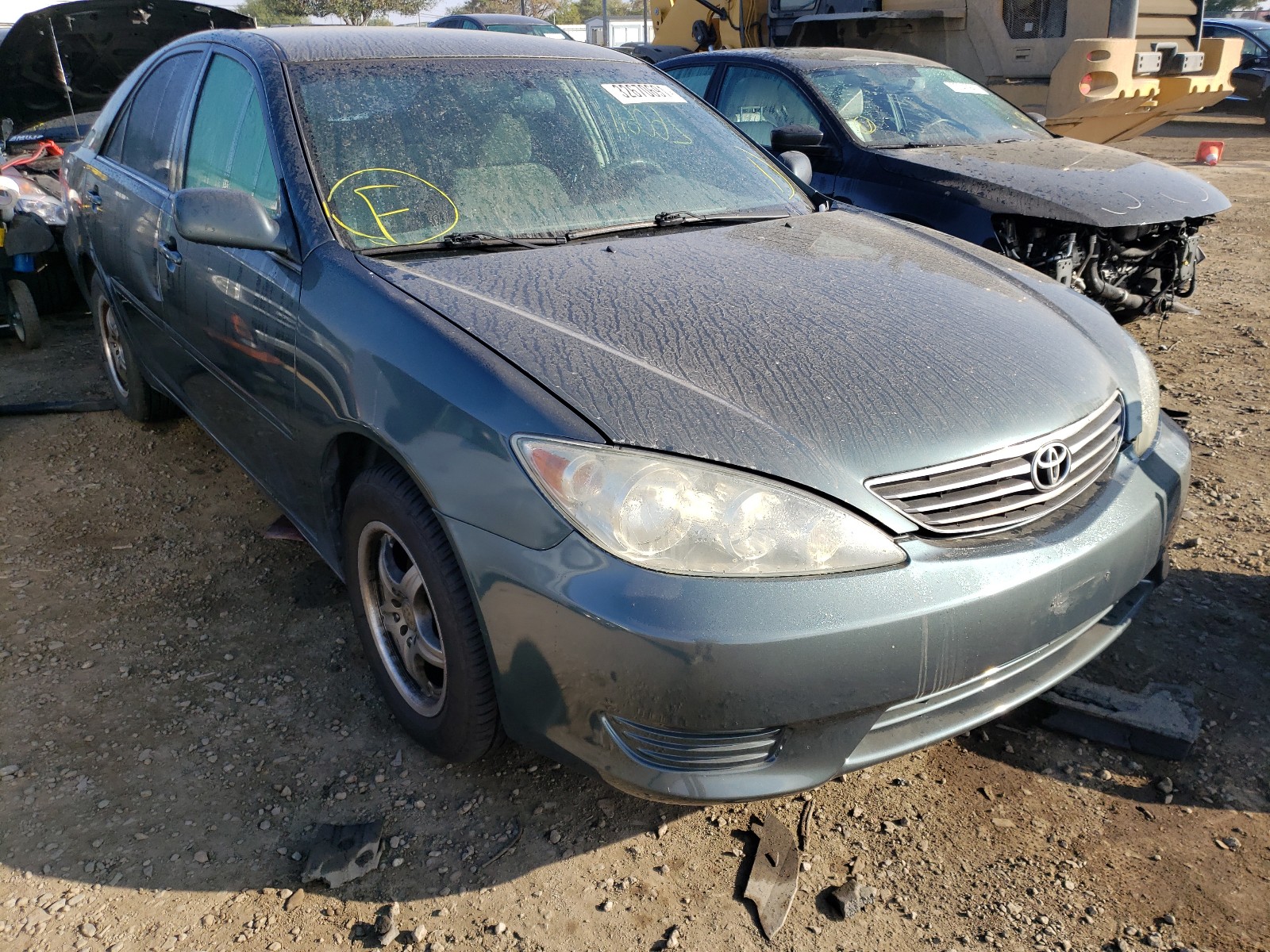 TOYOTA CAMRY LE 2005 4t1be32k65u087179