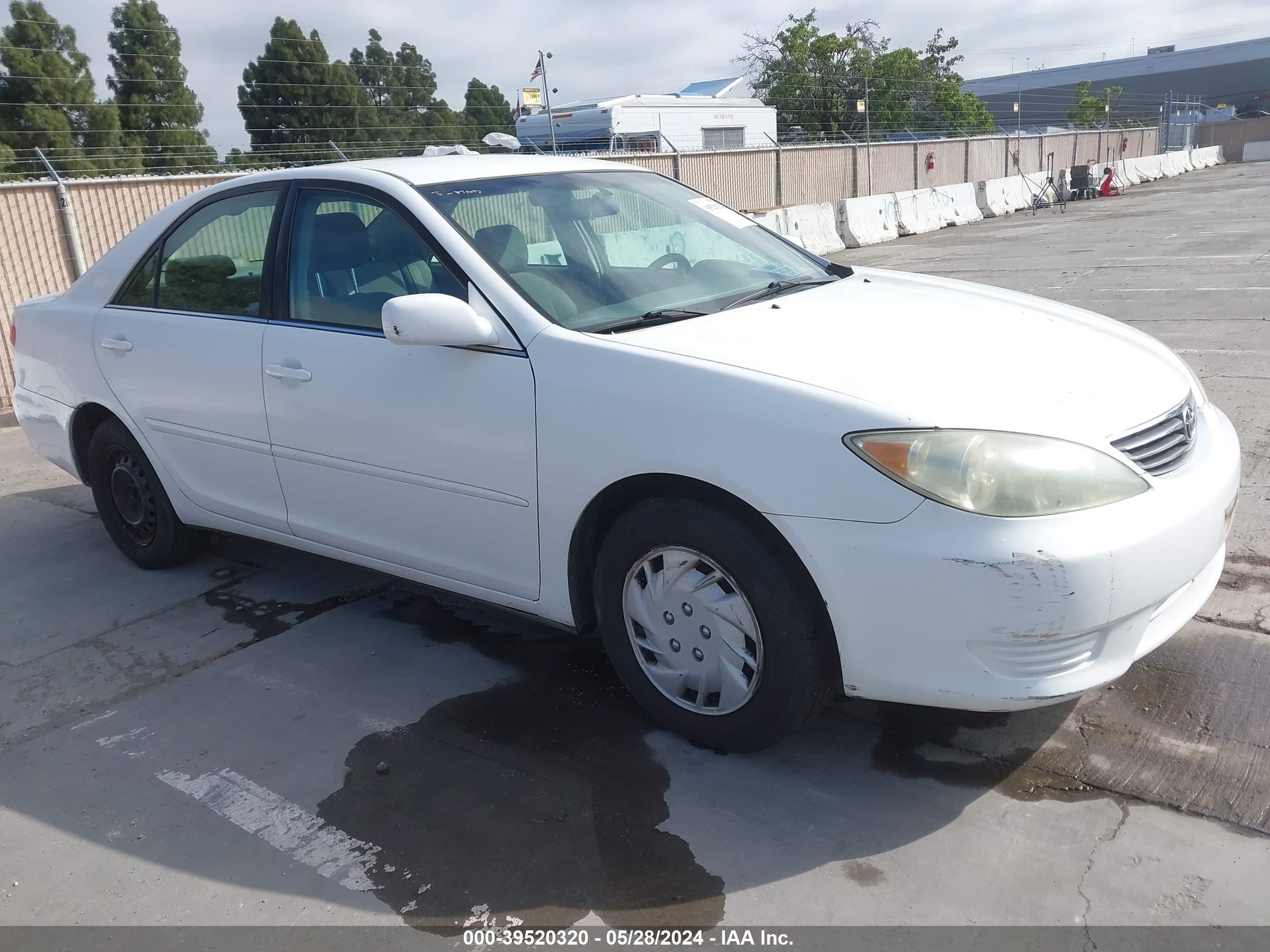 TOYOTA CAMRY 2005 4t1be32k65u552382