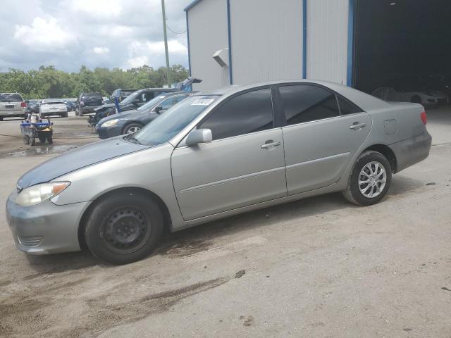 TOYOTA CAMRY LE 2005 4t1be32k65u635620