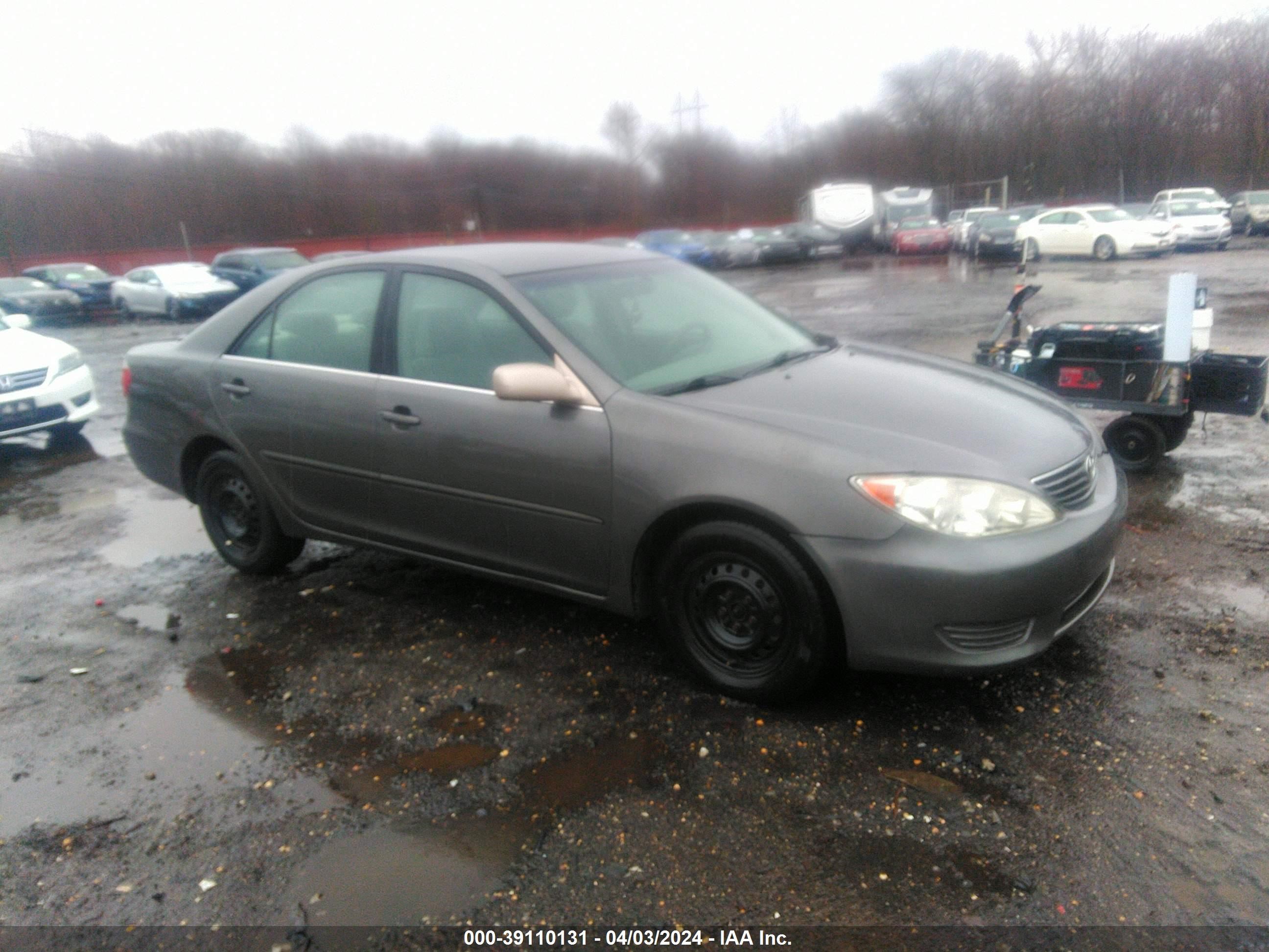 TOYOTA CAMRY 2005 4t1be32k65u995129