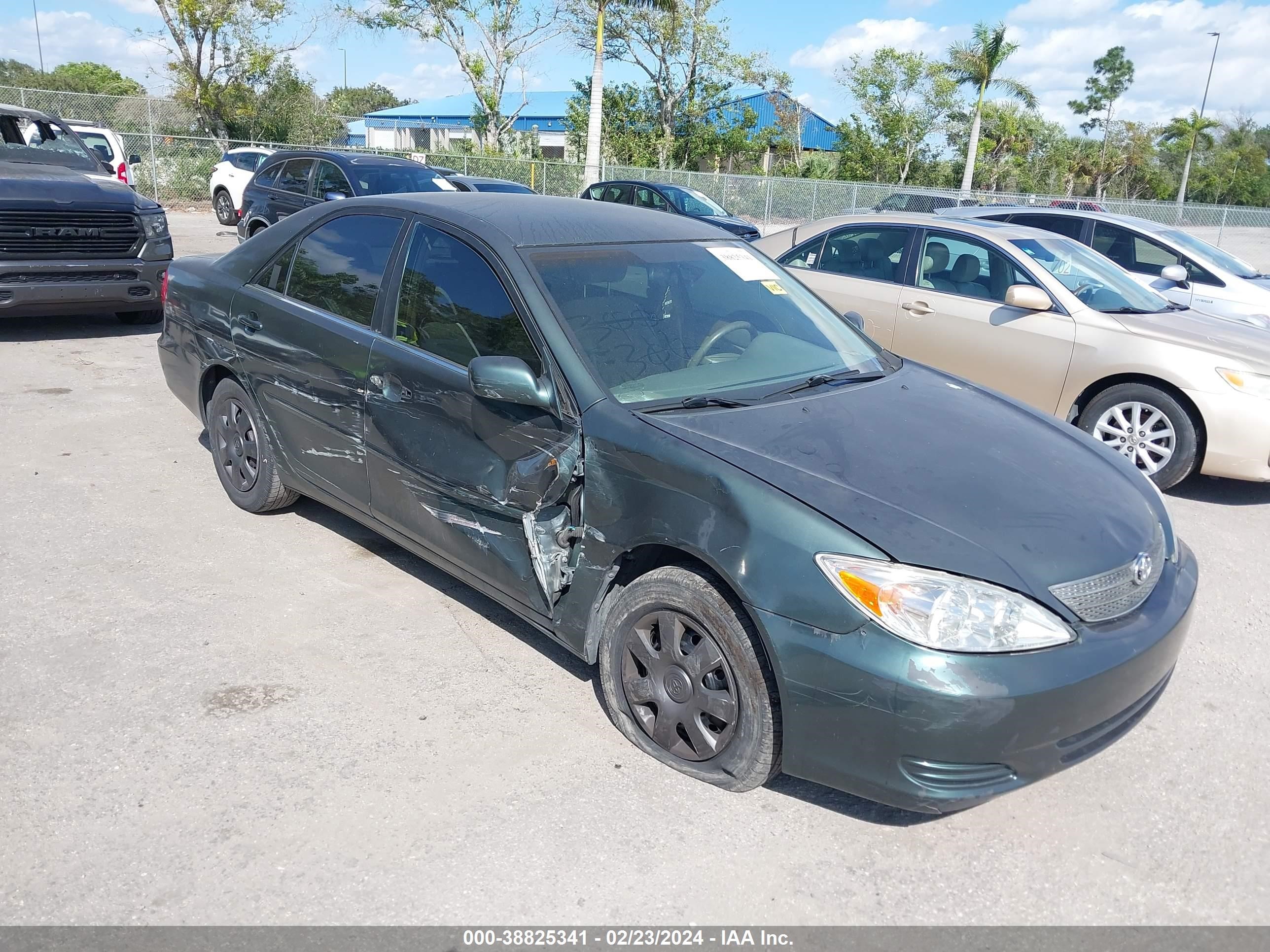 TOYOTA CAMRY 2003 4t1be32k73u661849