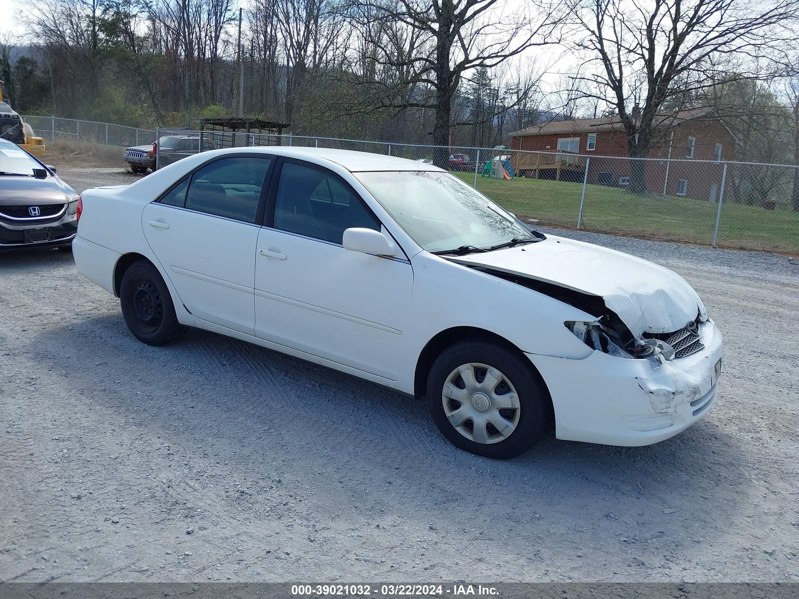 TOYOTA CAMRY 2004 4t1be32k74u360838