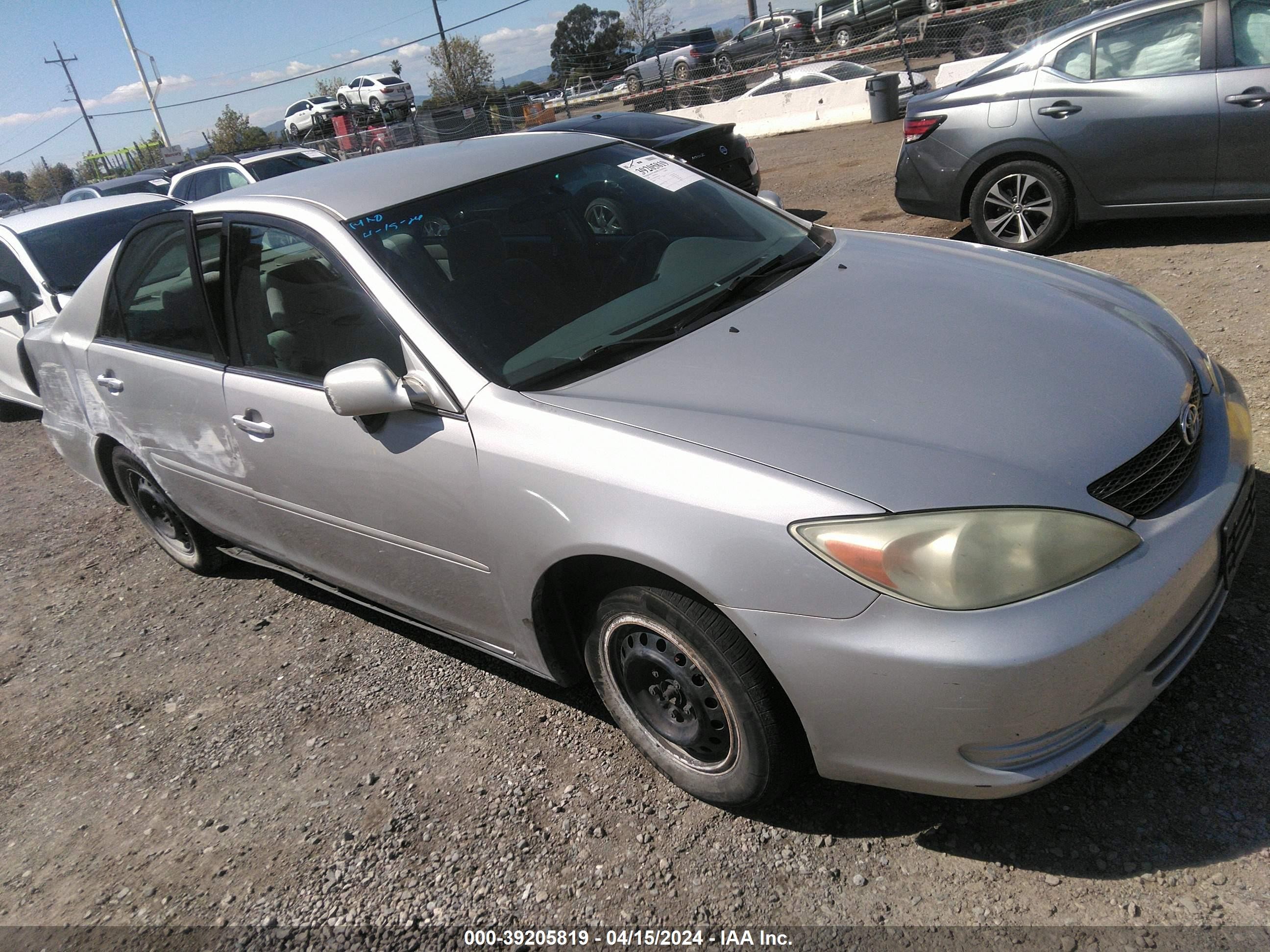 TOYOTA CAMRY 2004 4t1be32k74u855041