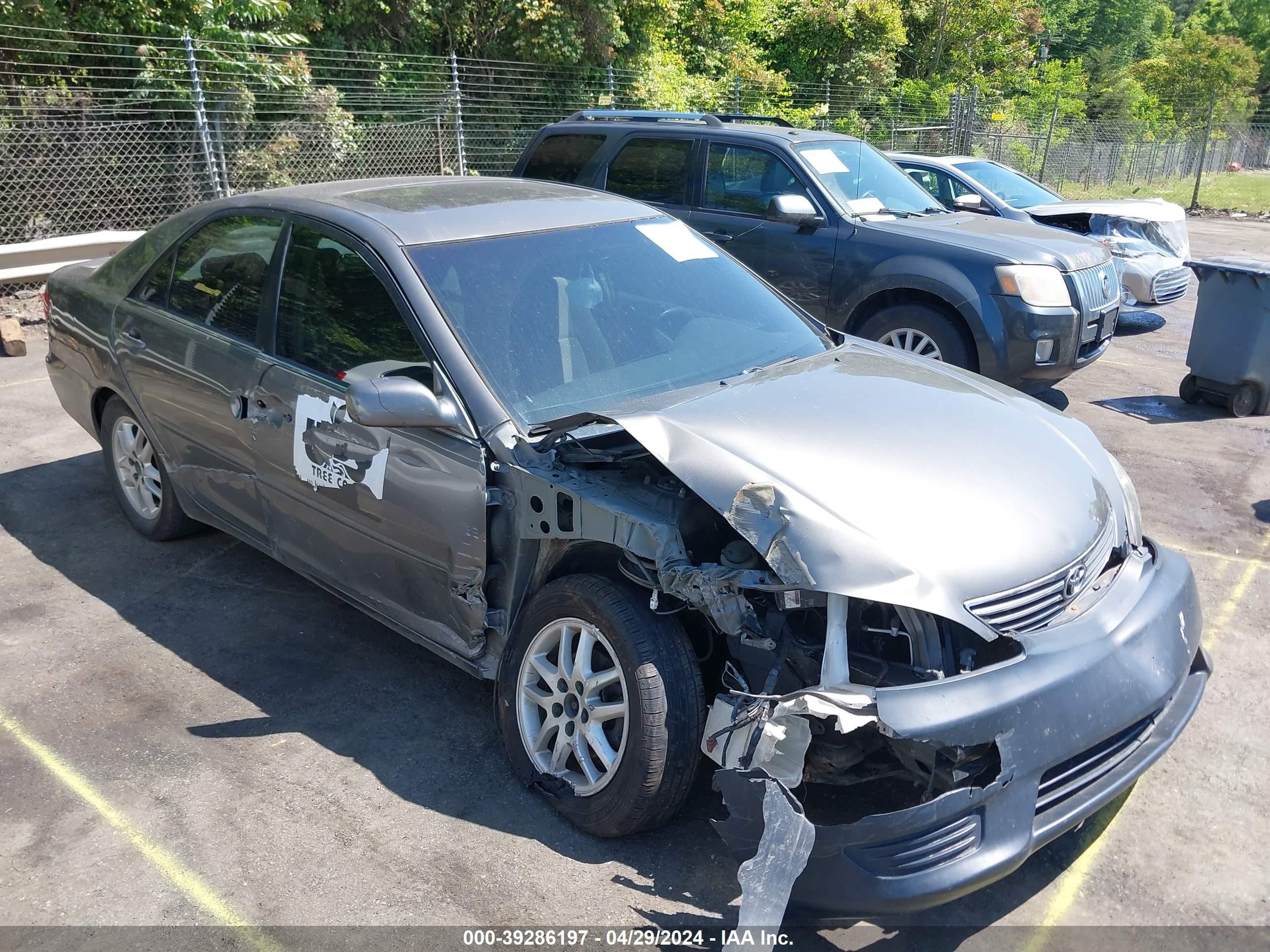 TOYOTA CAMRY 2005 4t1be32k75u505443