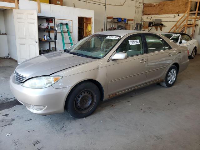 TOYOTA CAMRY LE 2005 4t1be32k75u535638