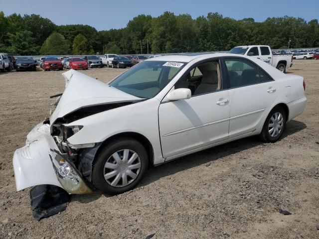 TOYOTA CAMRY LE 2005 4t1be32k75u607325