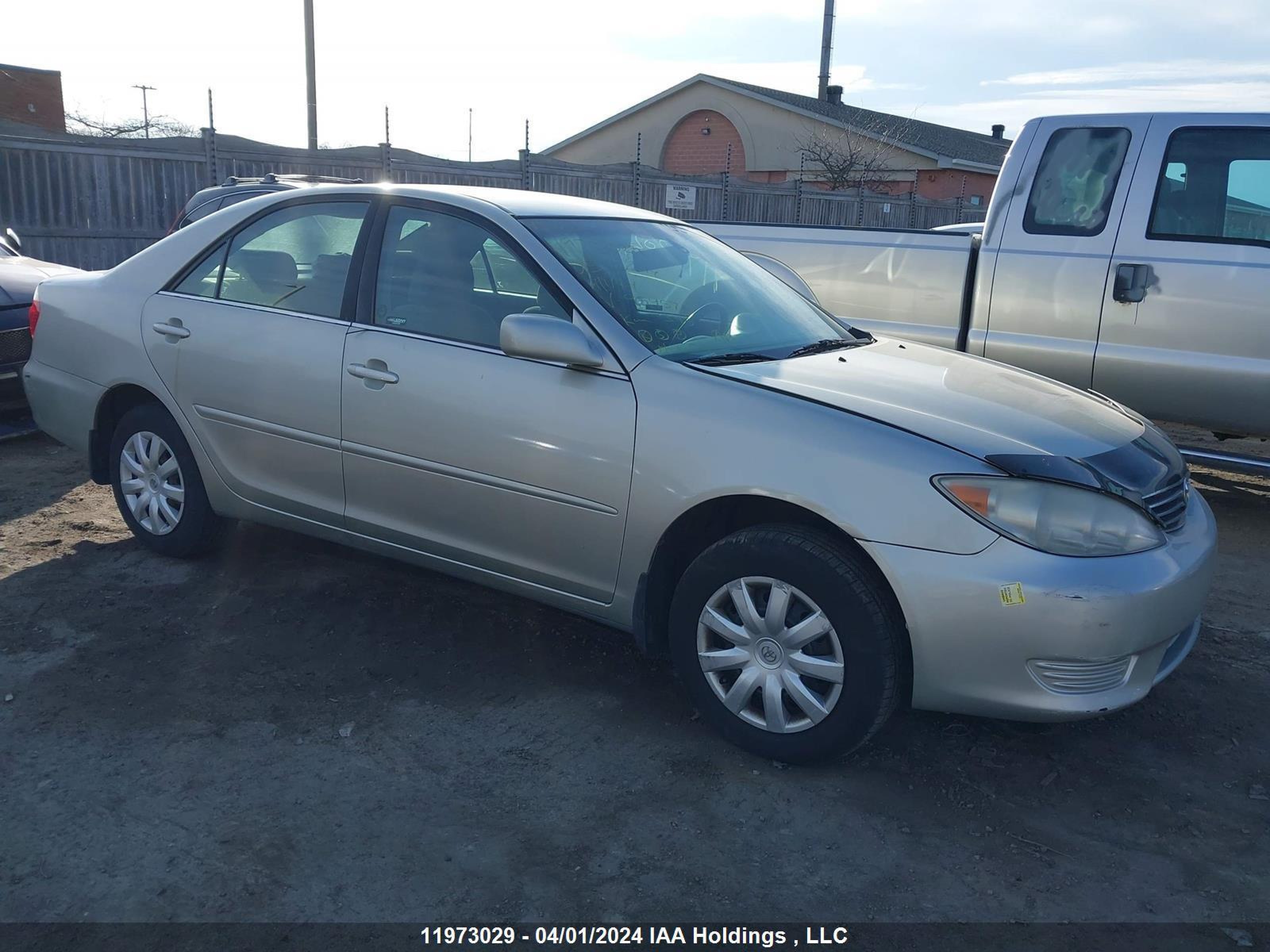 TOYOTA CAMRY 2005 4t1be32k75u954573