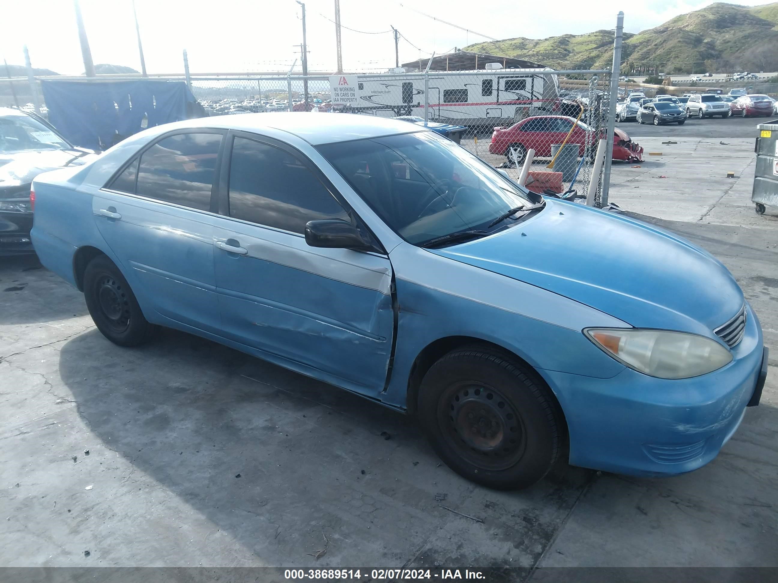 TOYOTA CAMRY 2005 4t1be32k75u984527