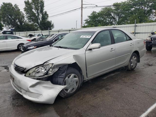 TOYOTA CAMRY LE 2005 4t1be32k75u990683