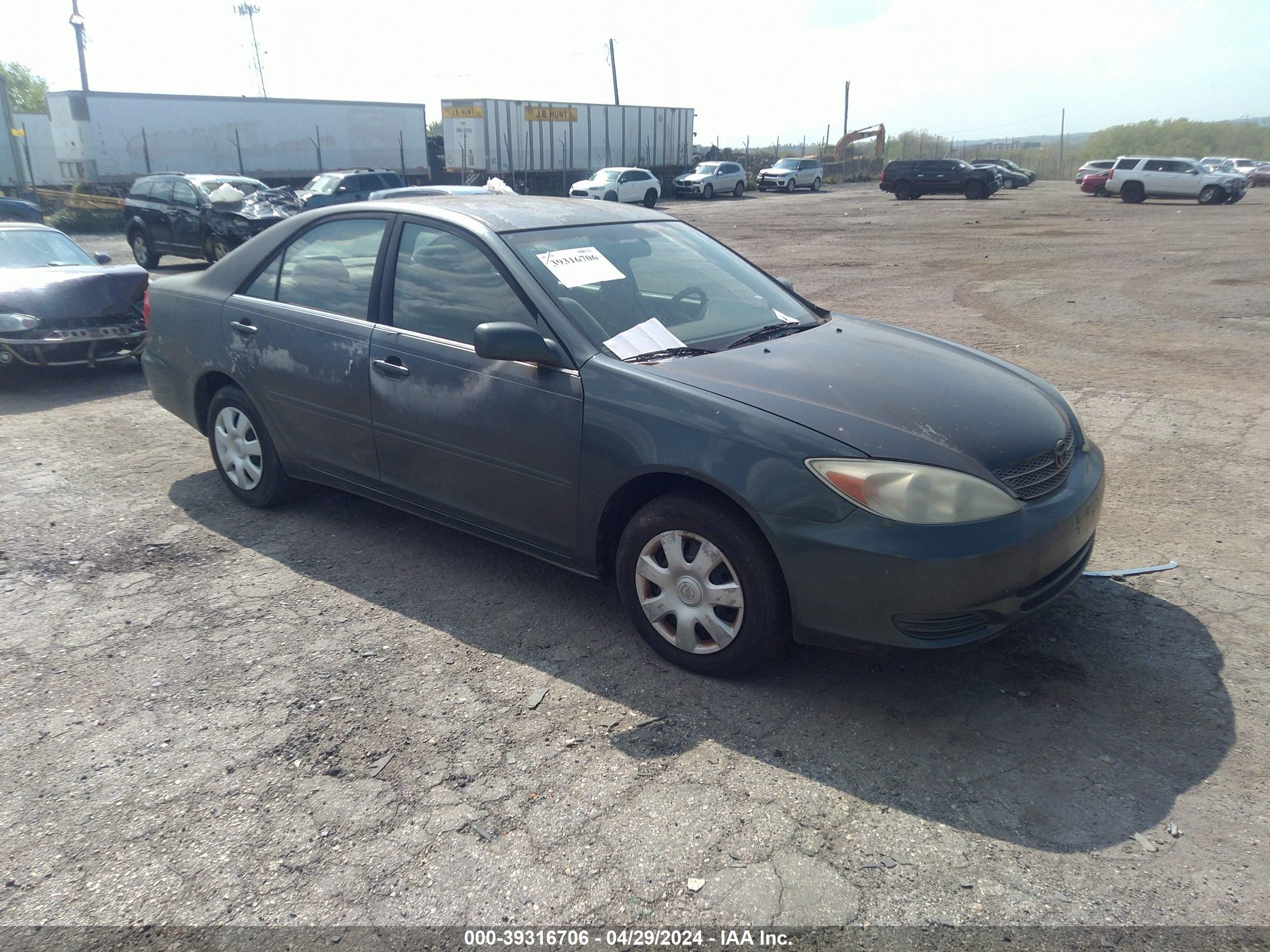 TOYOTA CAMRY 2003 4t1be32k83u758574