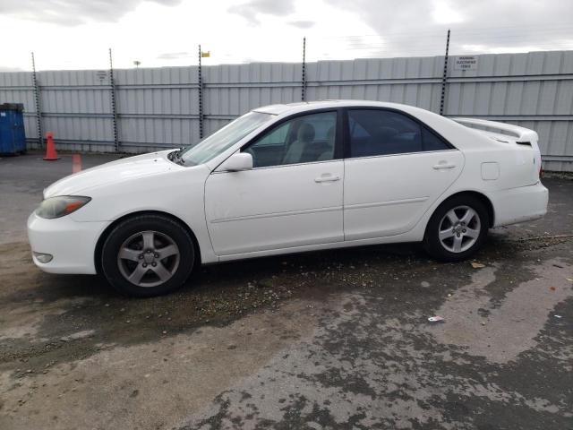 TOYOTA CAMRY 2004 4t1be32k84u308943