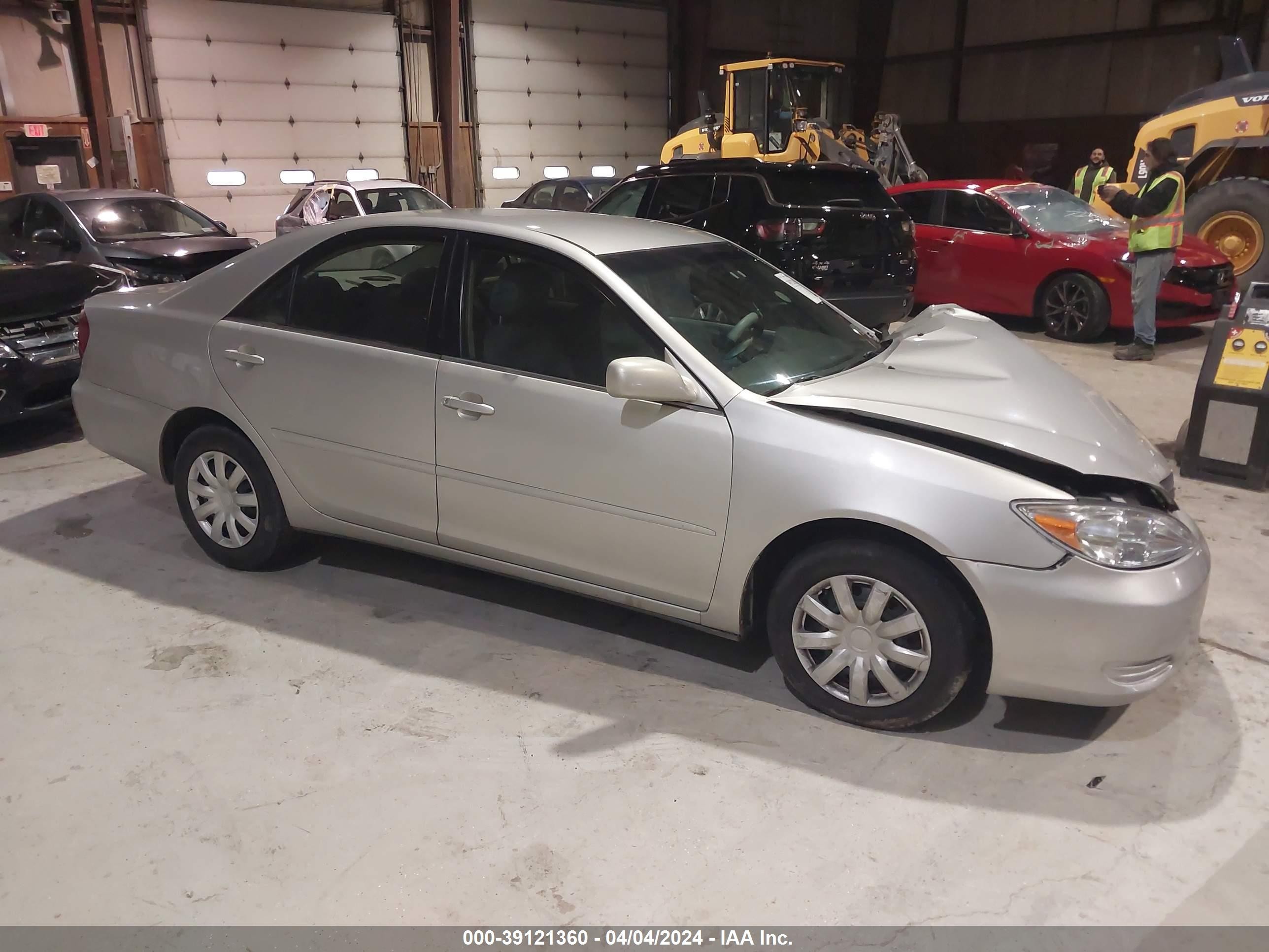 TOYOTA CAMRY 2004 4t1be32k84u335298