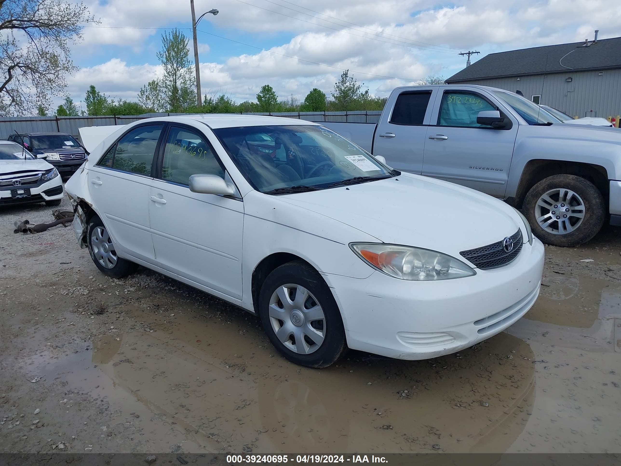 TOYOTA CAMRY 2004 4t1be32k84u380256