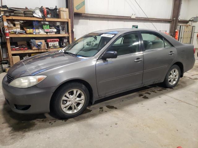 TOYOTA CAMRY LE 2005 4t1be32k85u575968