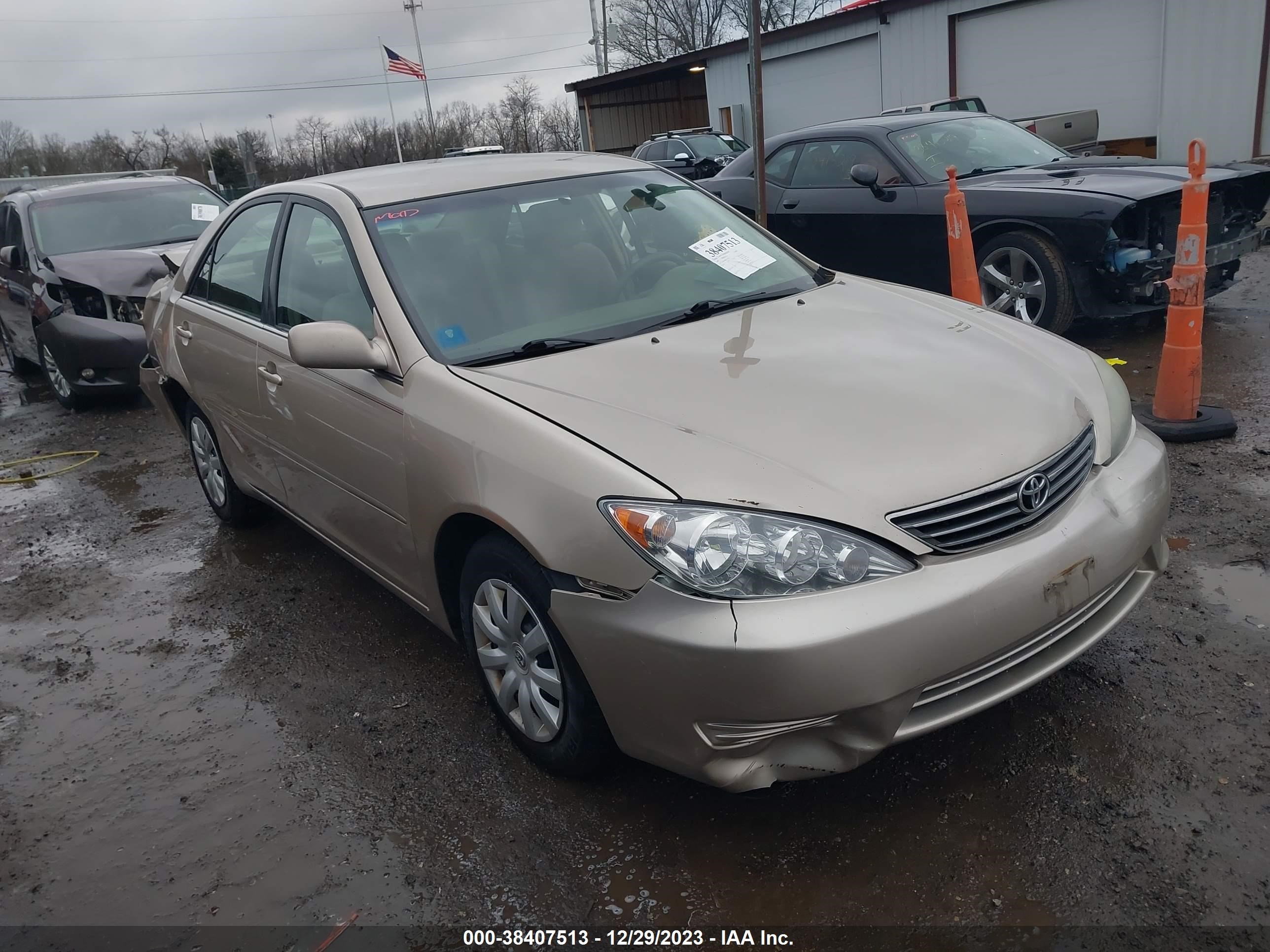 TOYOTA CAMRY 2005 4t1be32k85u967378