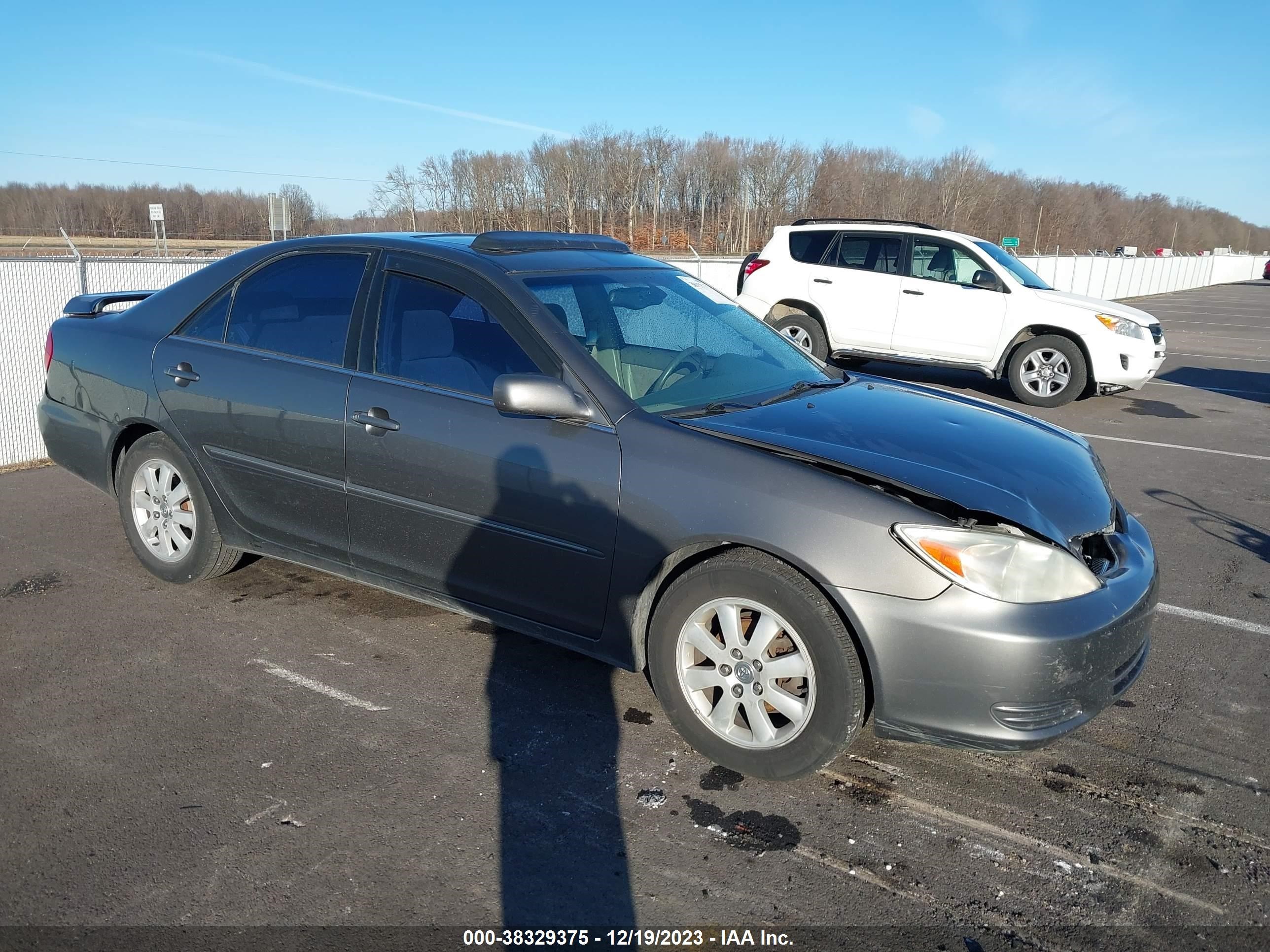 TOYOTA CAMRY 2002 4t1be32k92u557443