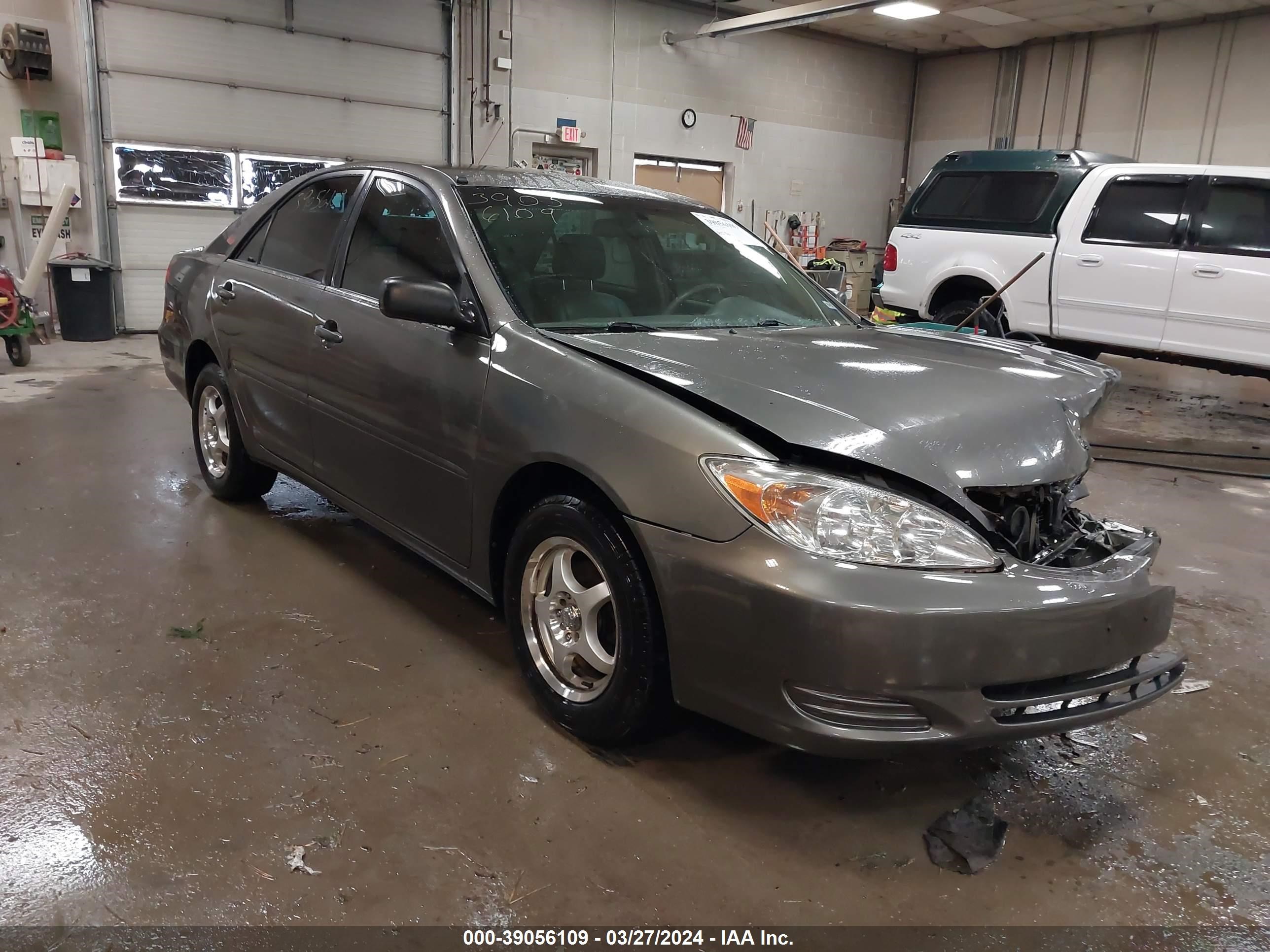 TOYOTA CAMRY 2003 4t1be32k93u646947