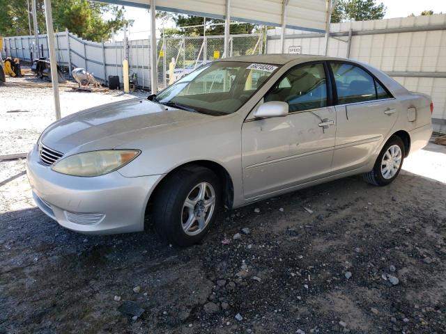 TOYOTA CAMRY LE 2005 4t1be32k95u050885