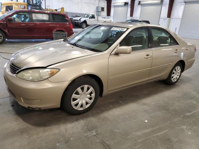 TOYOTA CAMRY LE 2005 4t1be32k95u547824