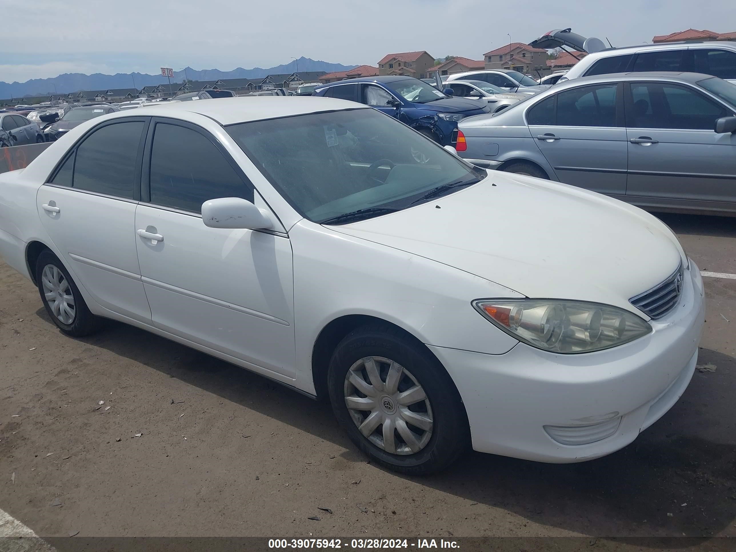 TOYOTA CAMRY 2005 4t1be32k95u598160