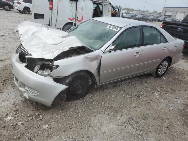 TOYOTA CAMRY LE 2005 4t1be32k95u958348