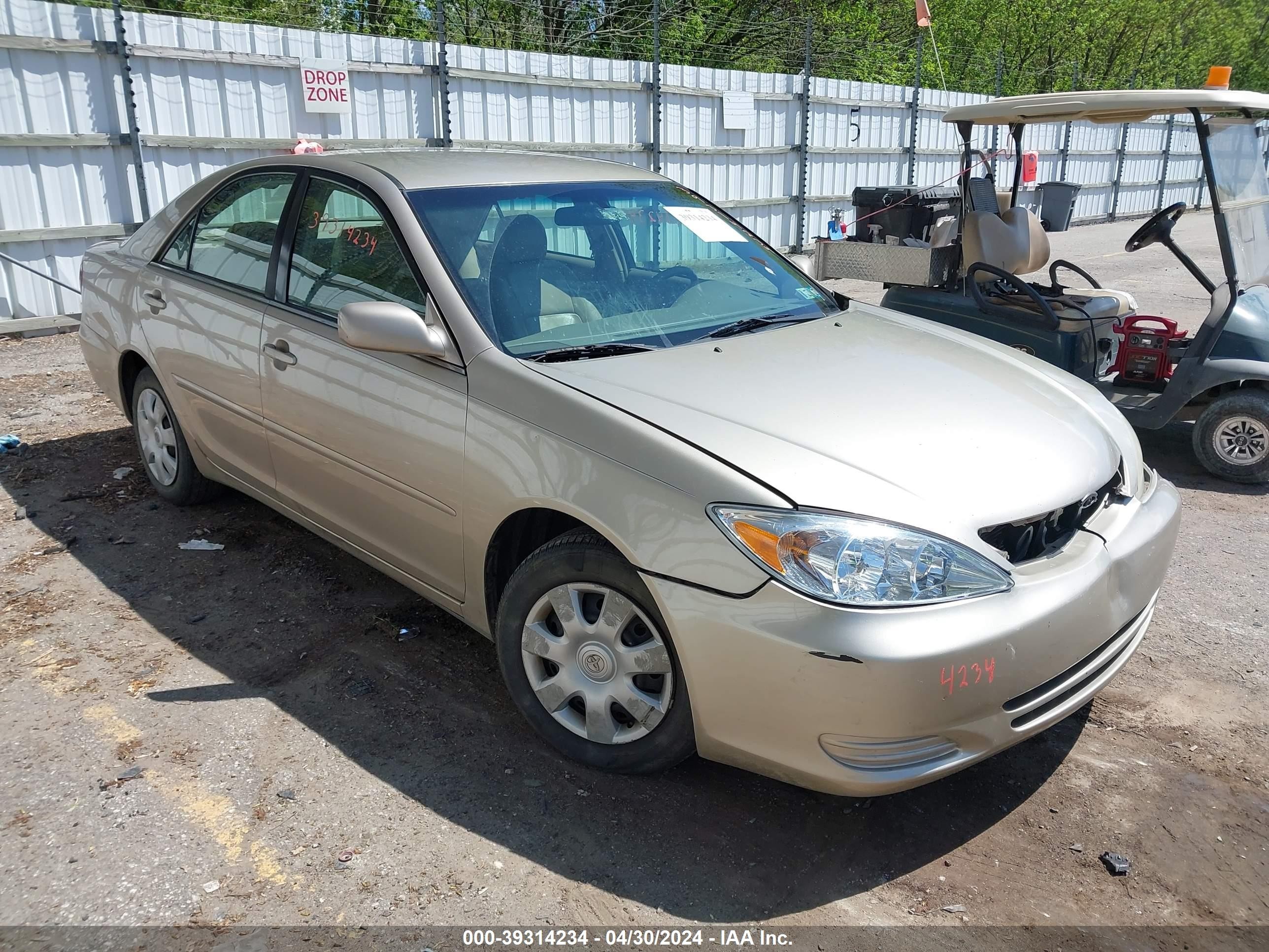 TOYOTA CAMRY 2002 4t1be32kx2u549691