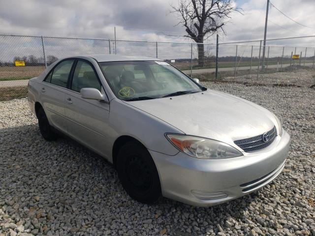 TOYOTA CAMRY LE 2003 4t1be32kx3u708114