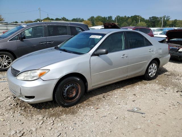 TOYOTA CAMRY LE 2004 4t1be32kx4u327591