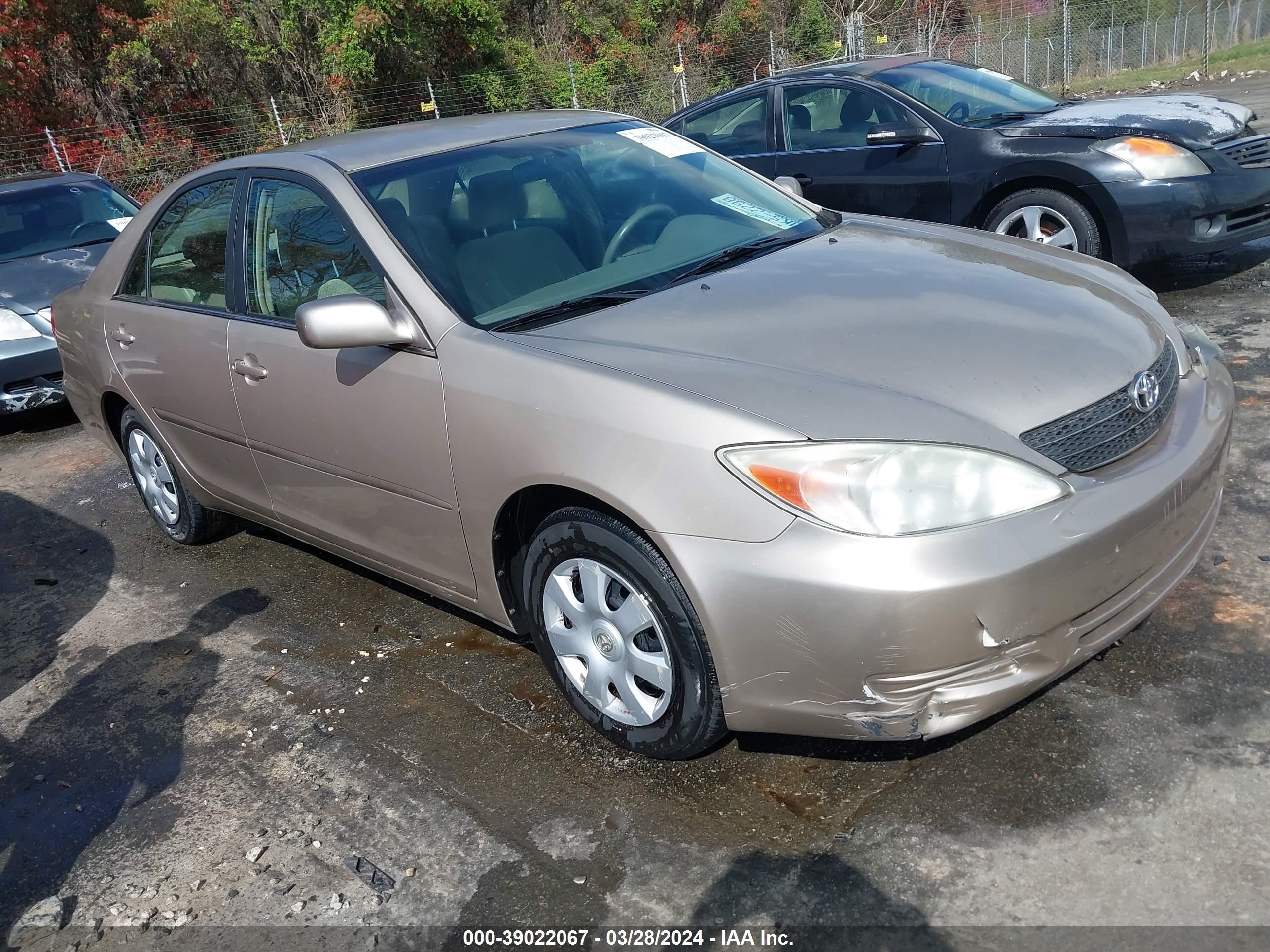 TOYOTA CAMRY 2004 4t1be32kx4u914759