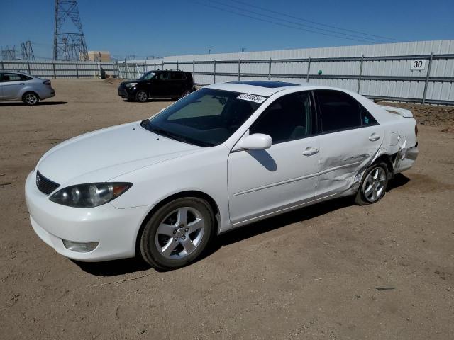 TOYOTA CAMRY LE 2005 4t1be32kx5u005731