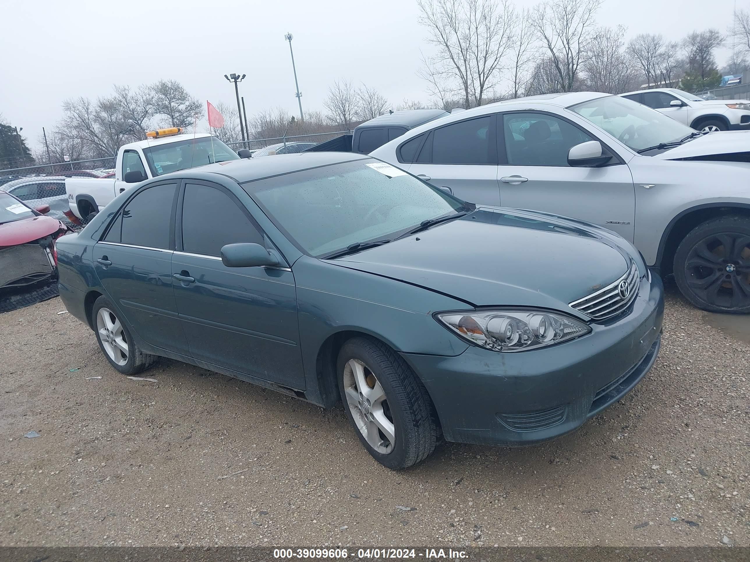 TOYOTA CAMRY 2005 4t1be32kx5u017698