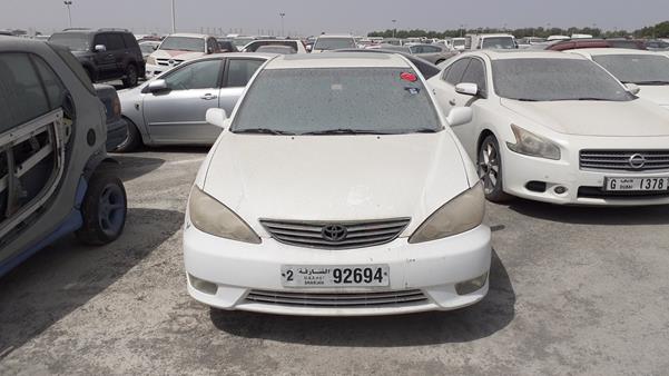 TOYOTA CAMRY 2005 4t1be32kx5u422590