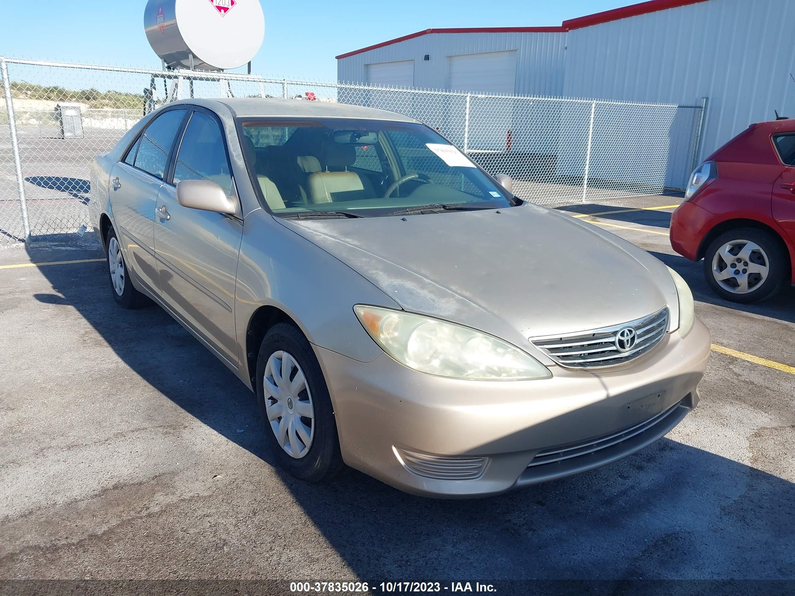 TOYOTA CAMRY 2005 4t1be32kx5u571954