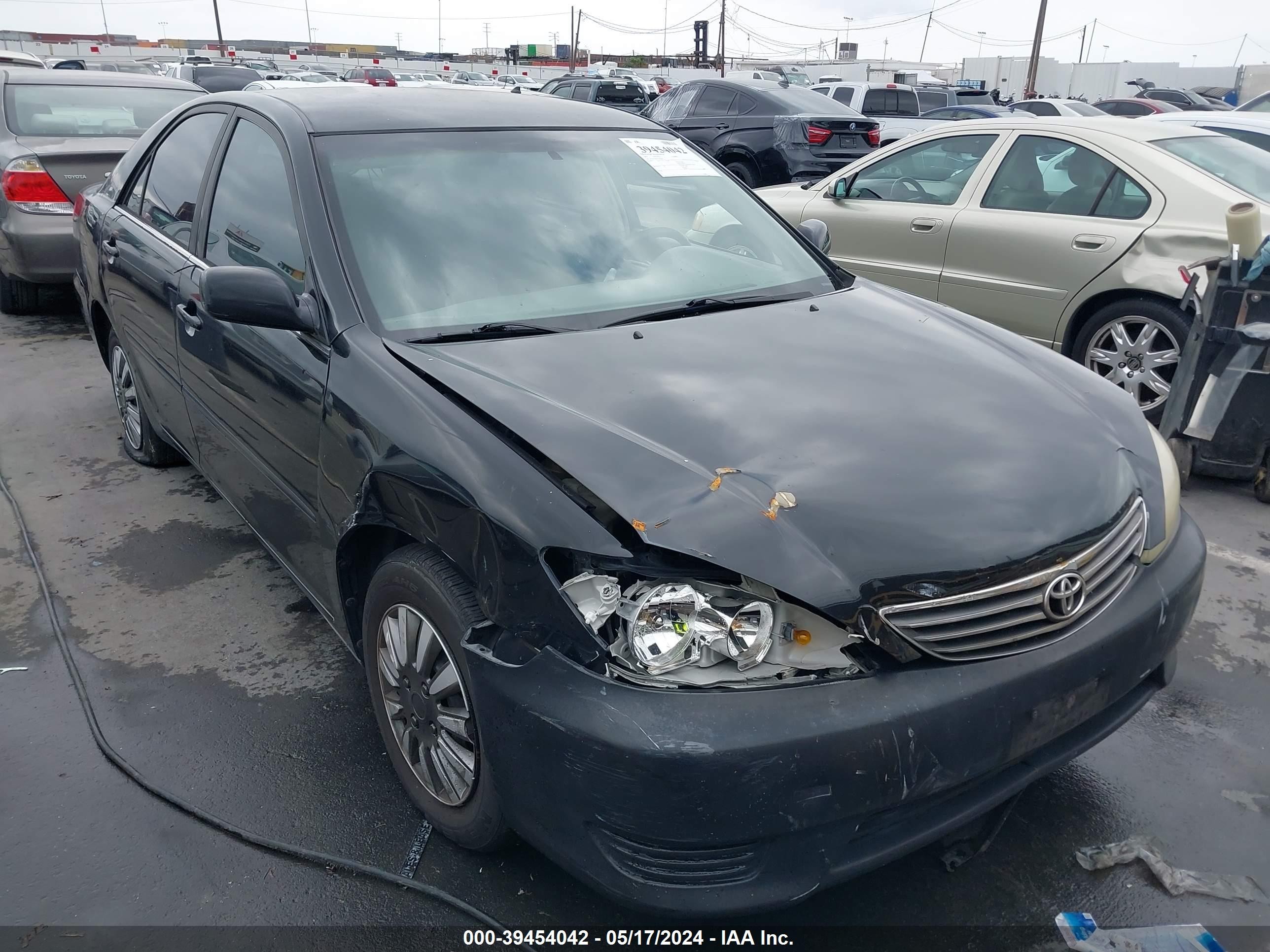 TOYOTA CAMRY 2005 4t1be32kx5u594344