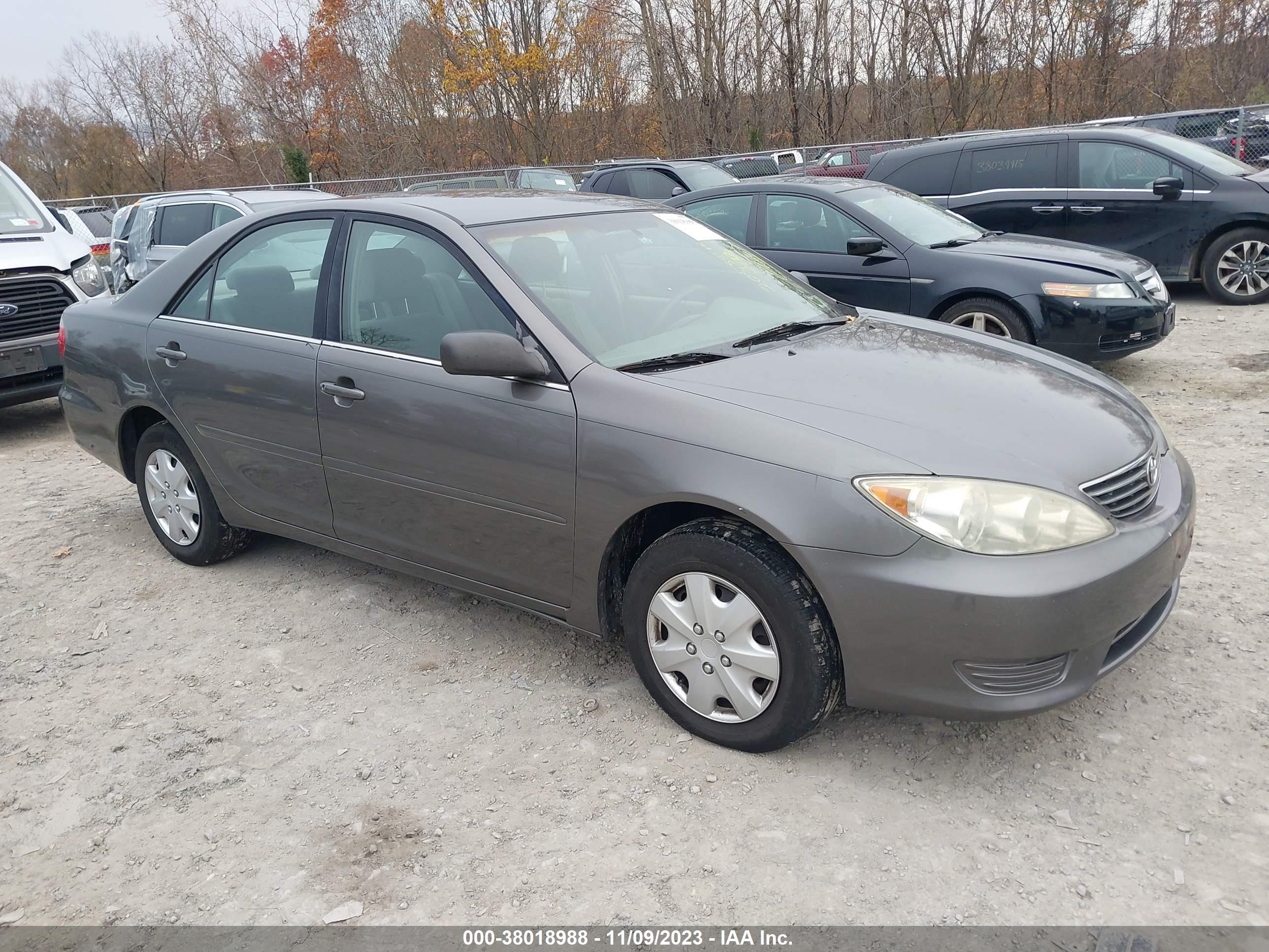 TOYOTA CAMRY 2005 4t1be32kx5u951554