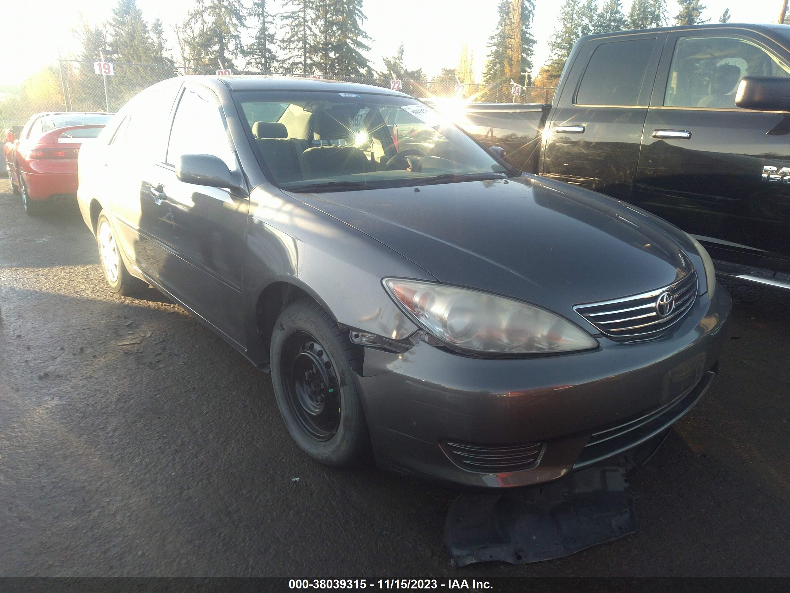 TOYOTA CAMRY 2005 4t1be32kx5u955491