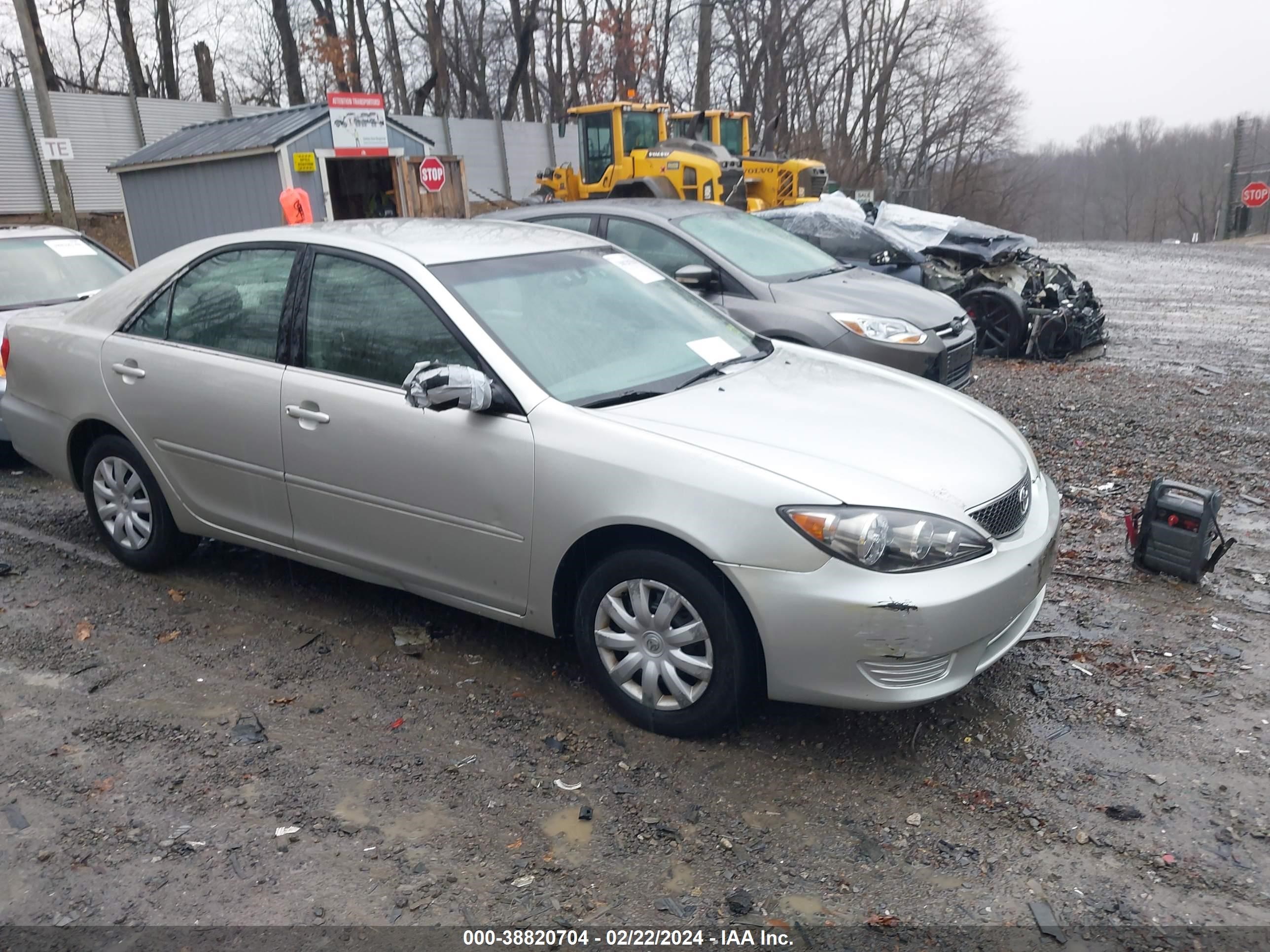 TOYOTA CAMRY 2005 4t1be32kx5u980391