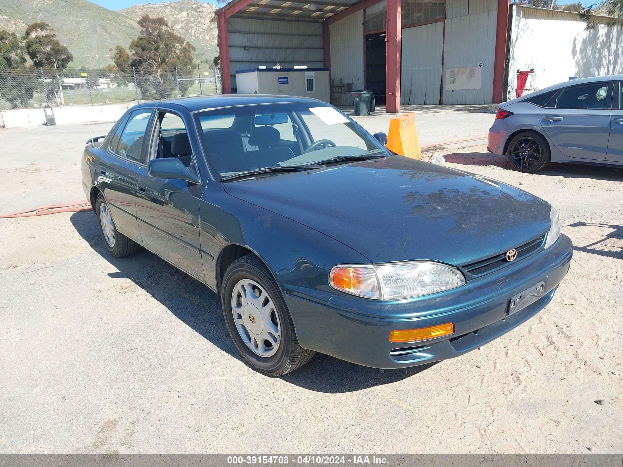 TOYOTA CAMRY 1996 4t1bf12k2tu866352