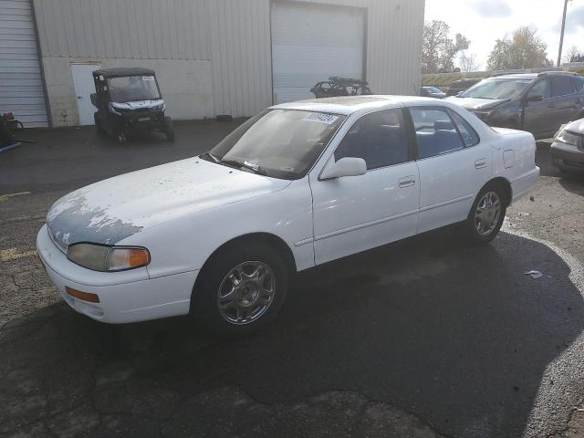 TOYOTA CAMRY LE 1996 4t1bf12k9tu122800