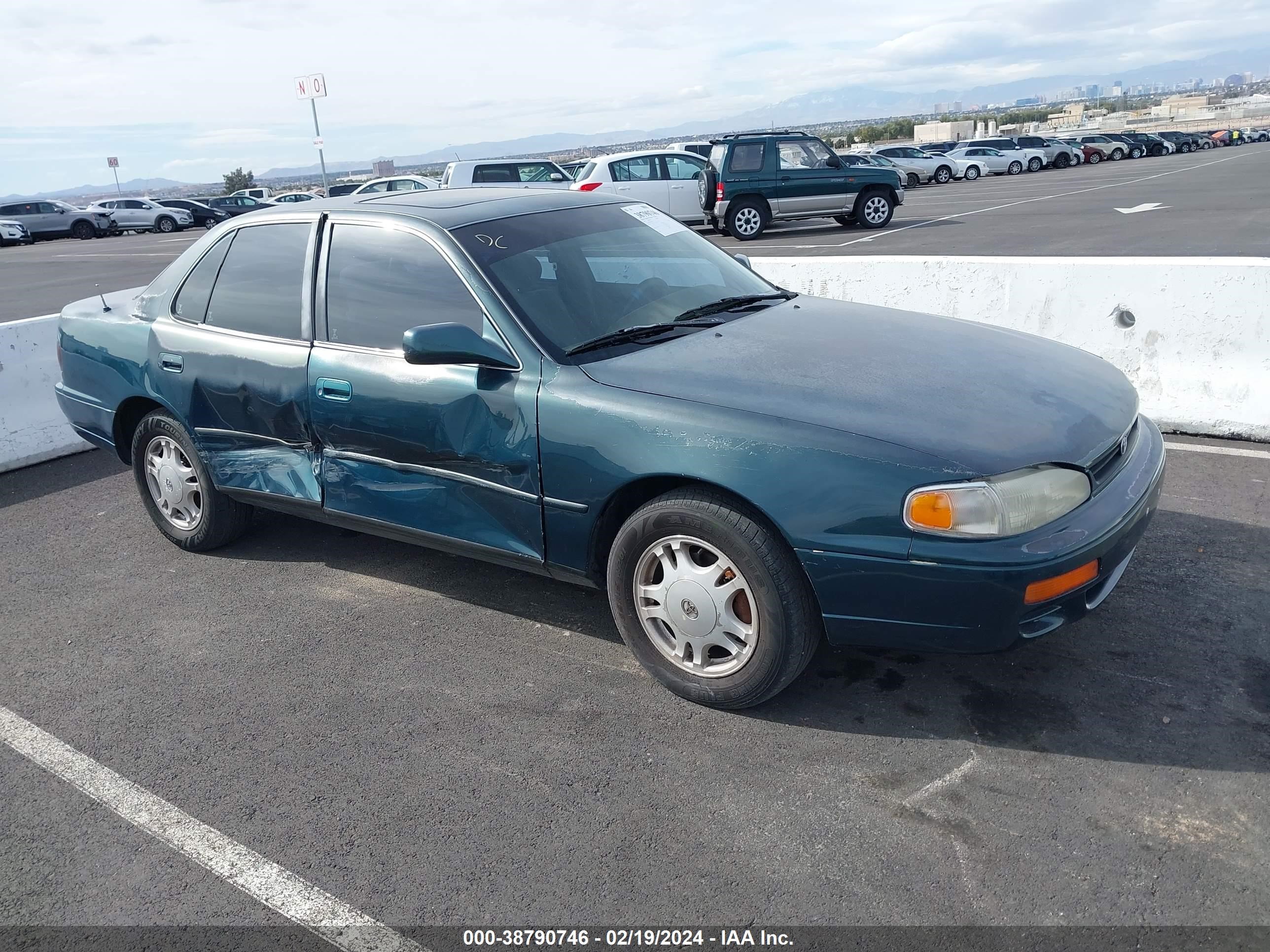 TOYOTA CAMRY 1996 4t1bf12k9tu874111