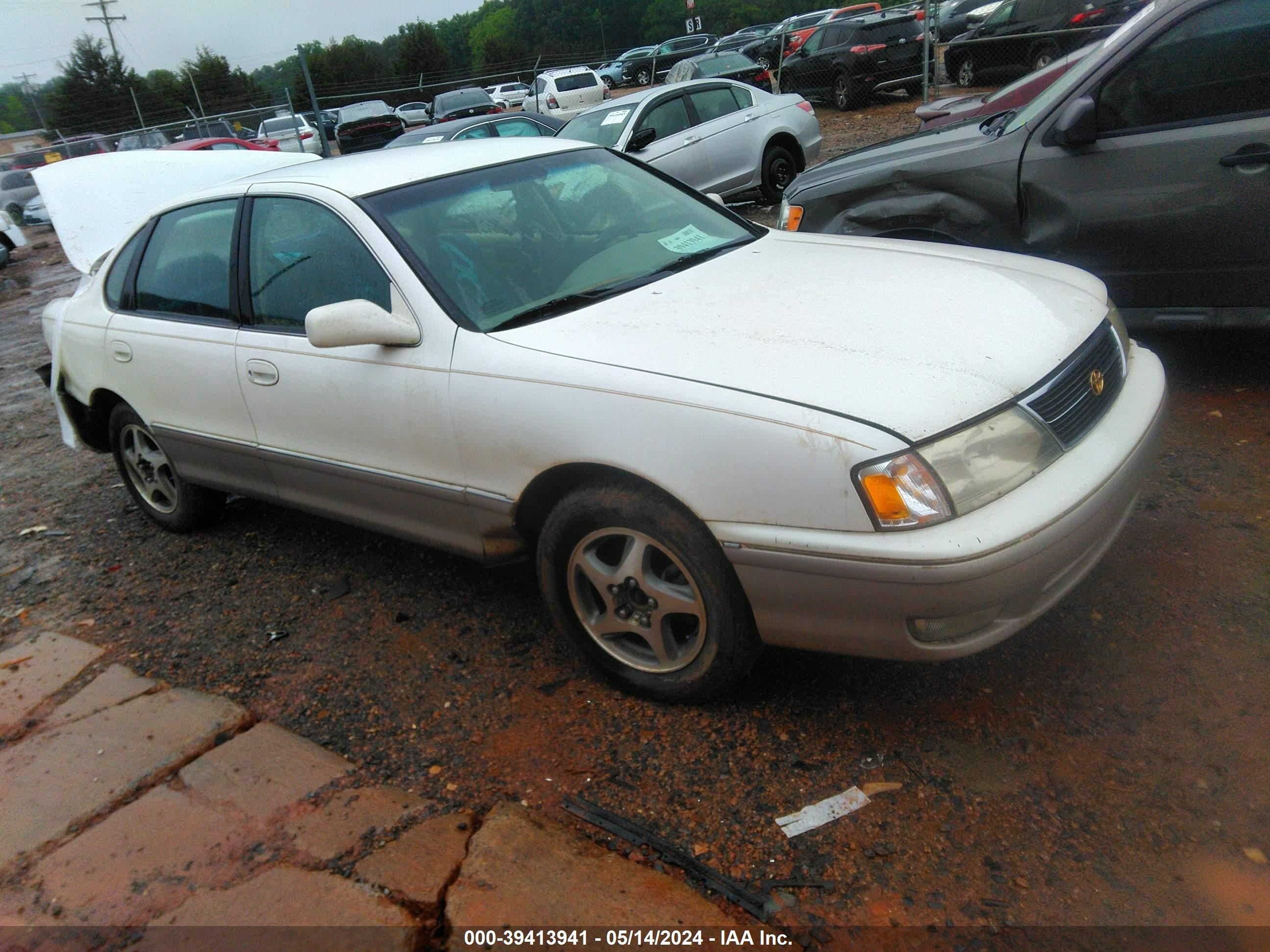 TOYOTA AVALON 1999 4t1bf18b3xu300942